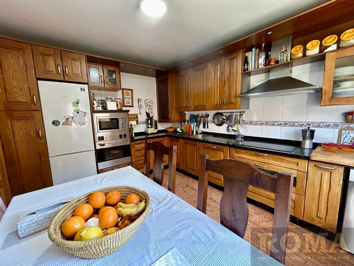 For sale of chalet in Cabrerizos