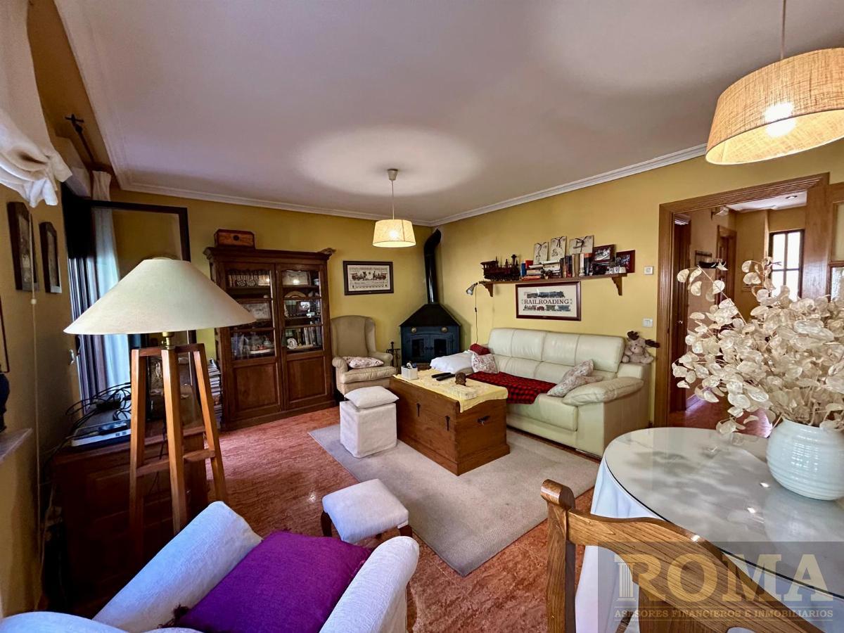 For sale of chalet in Cabrerizos