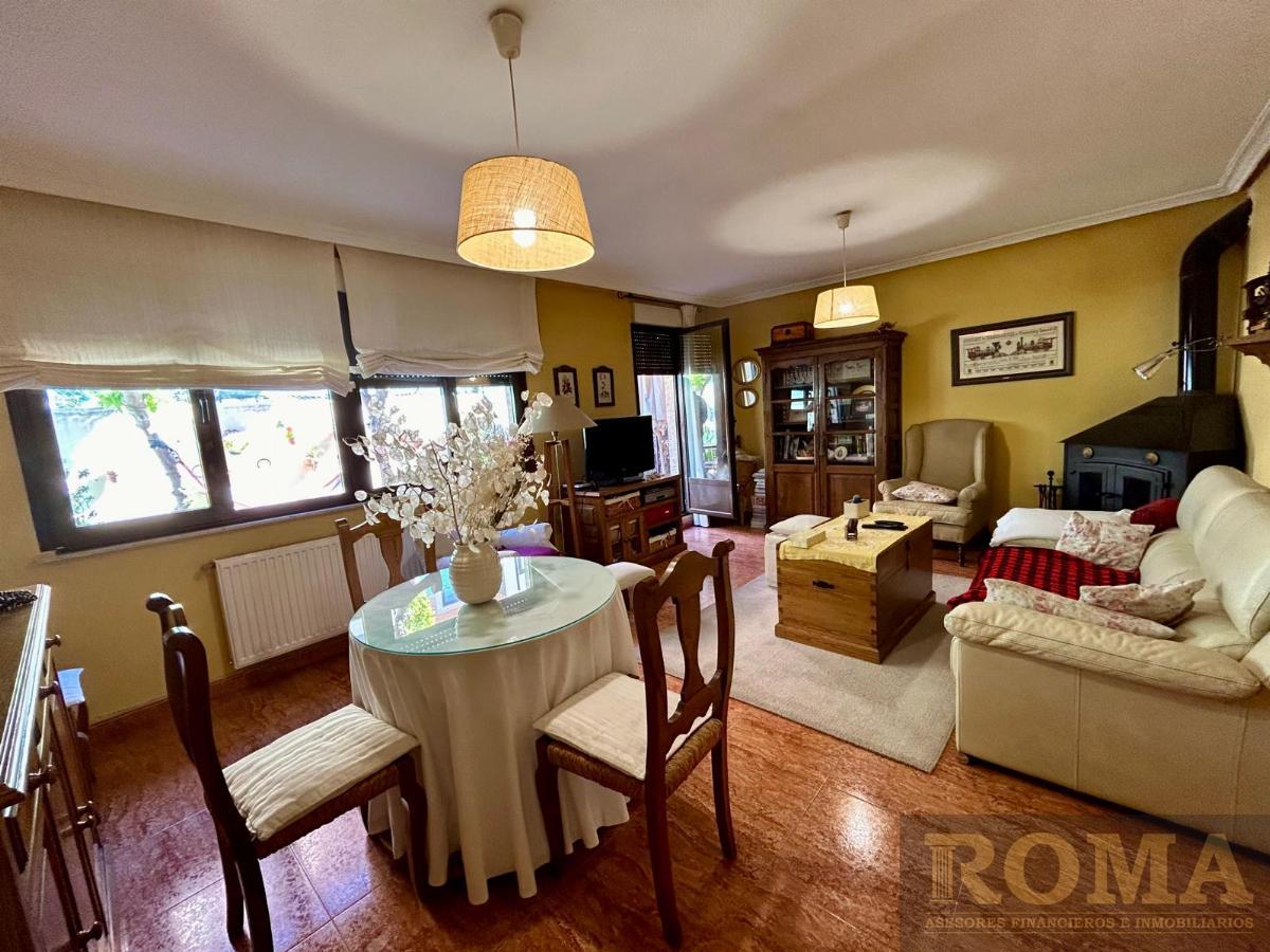 For sale of chalet in Cabrerizos