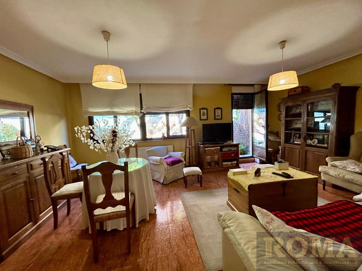 For sale of chalet in Cabrerizos