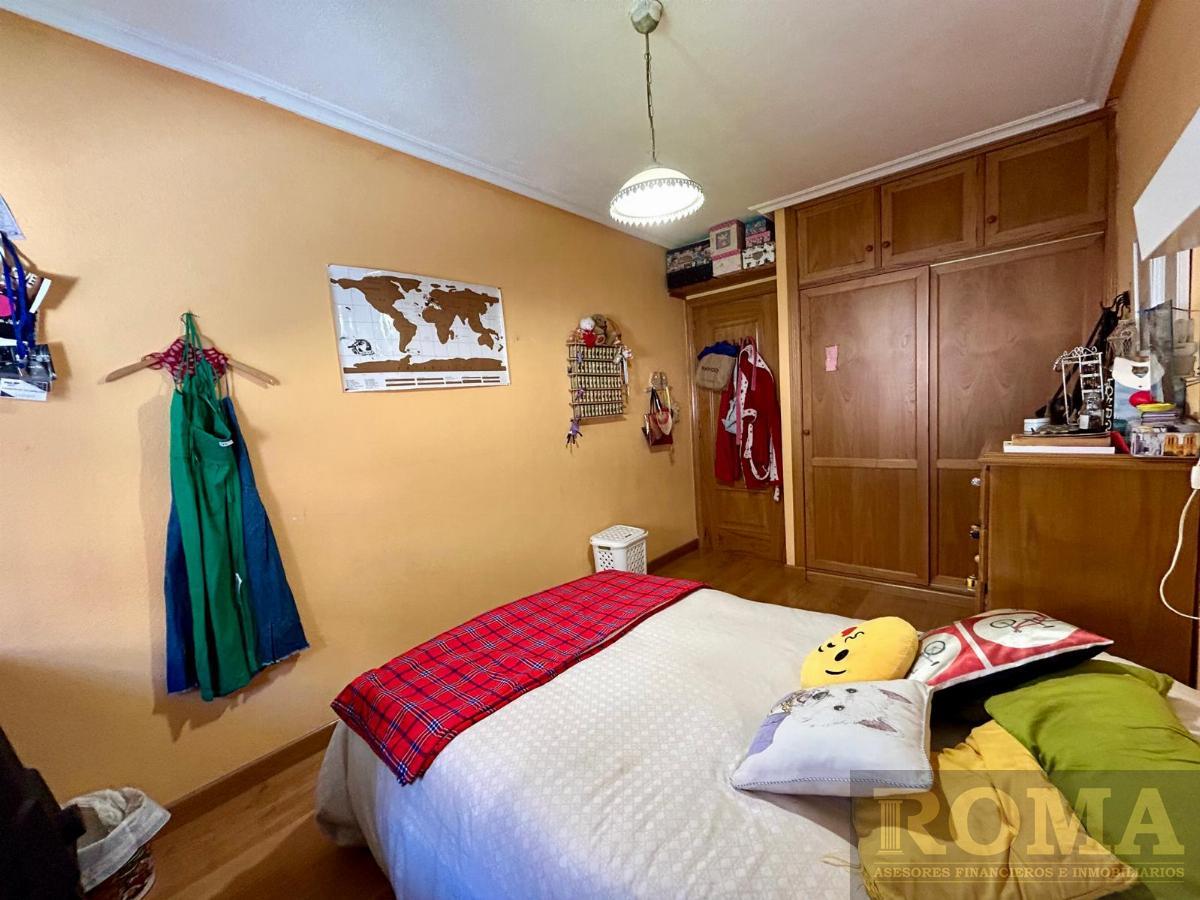 For sale of chalet in Cabrerizos