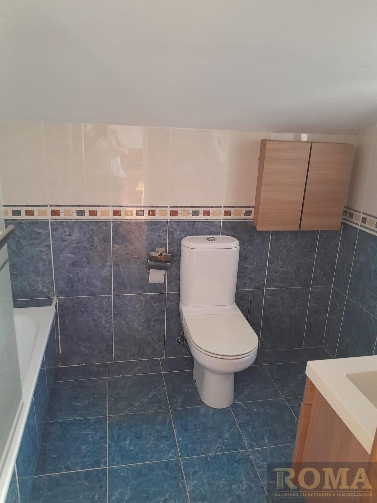 For sale of duplex in Castellanos de Moriscos