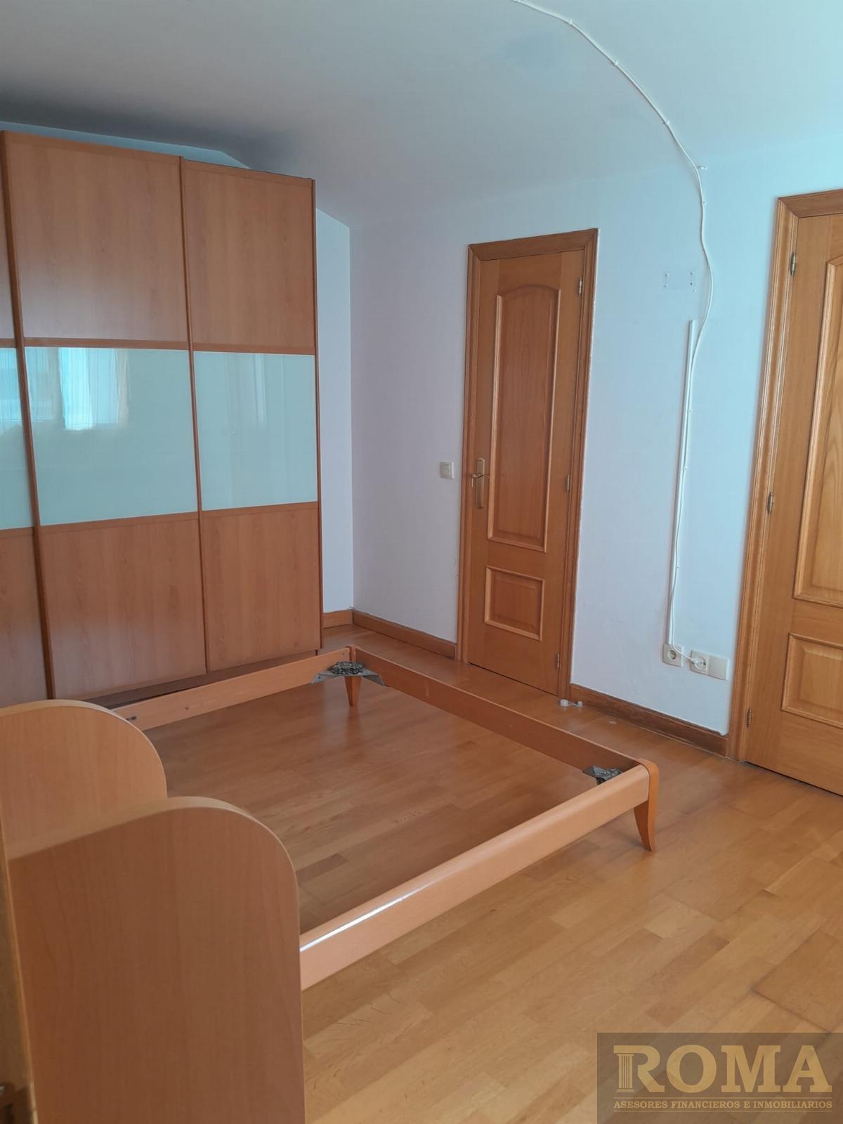 For sale of duplex in Castellanos de Moriscos