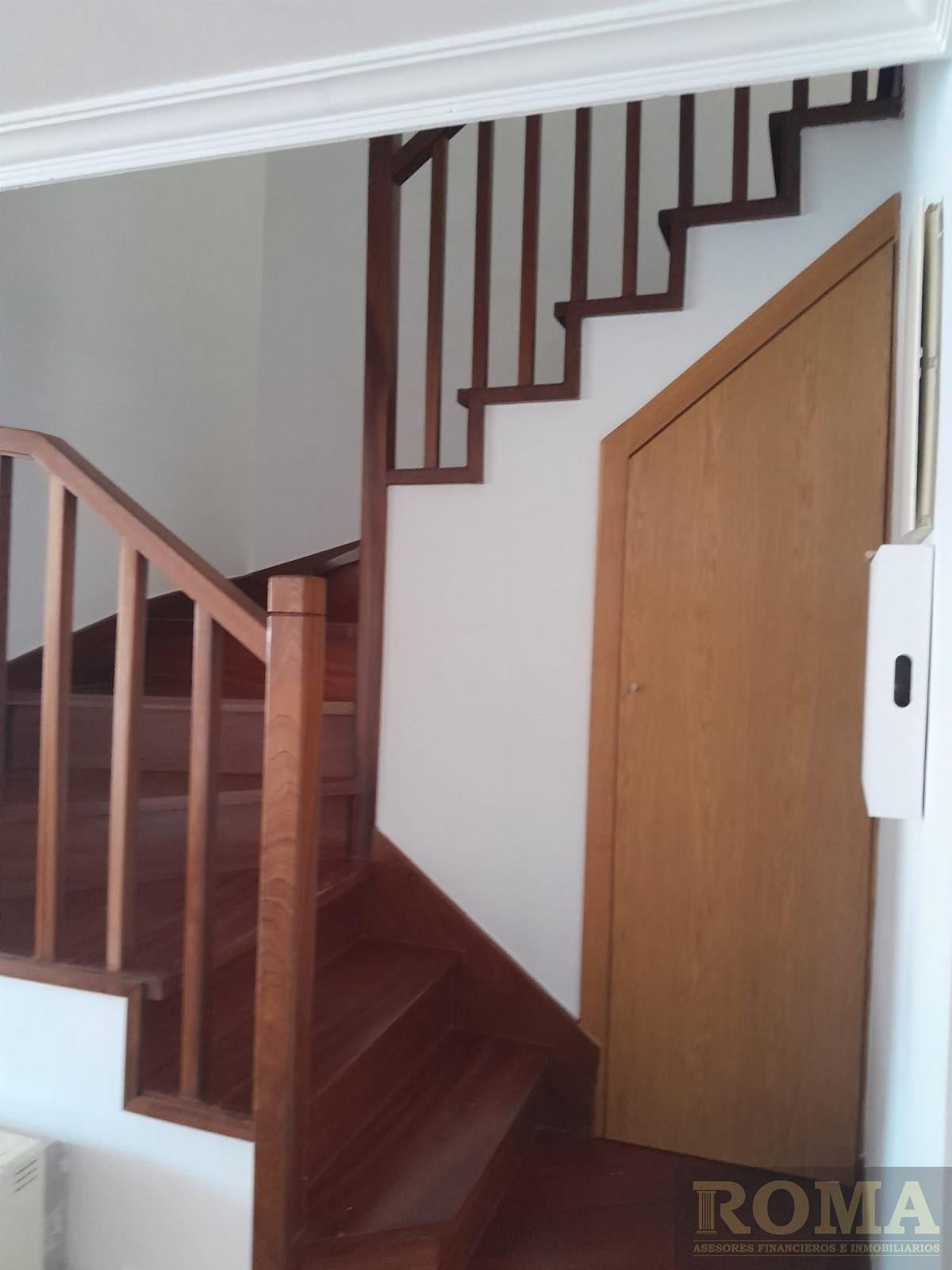 For sale of duplex in Castellanos de Moriscos
