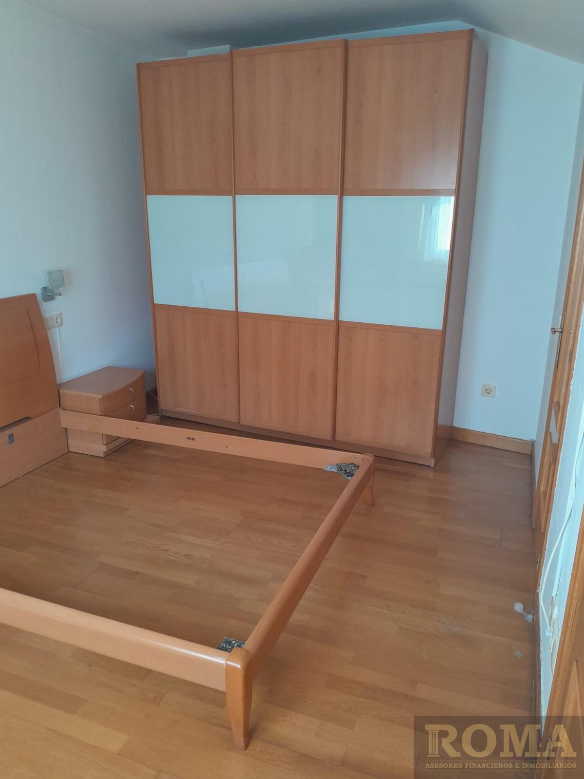 For sale of duplex in Castellanos de Moriscos