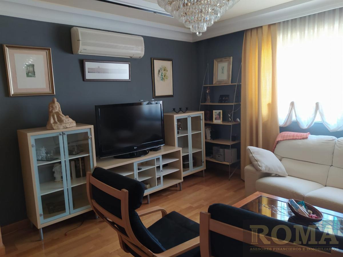 For sale of chalet in Cabrerizos