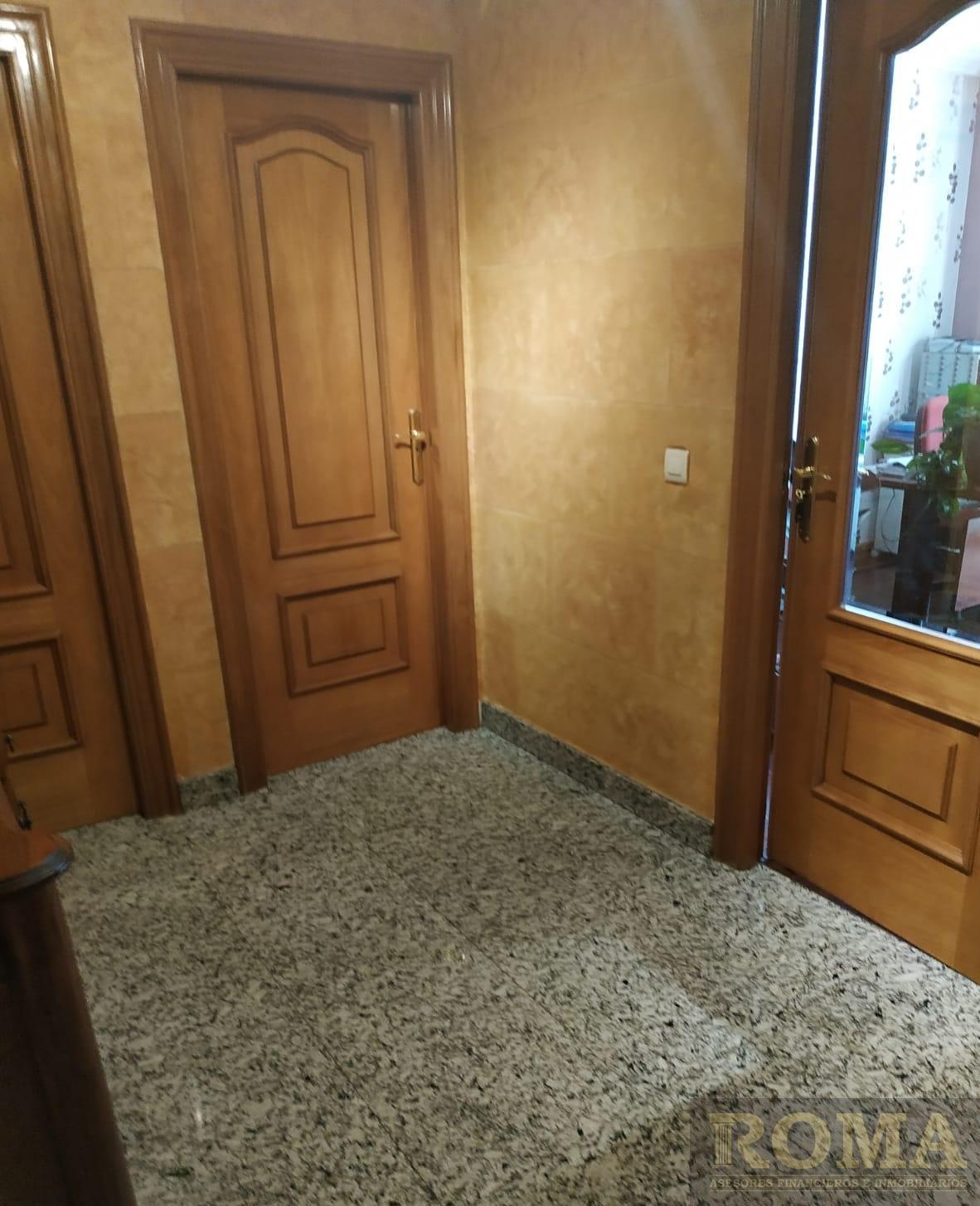 For sale of chalet in Cabrerizos