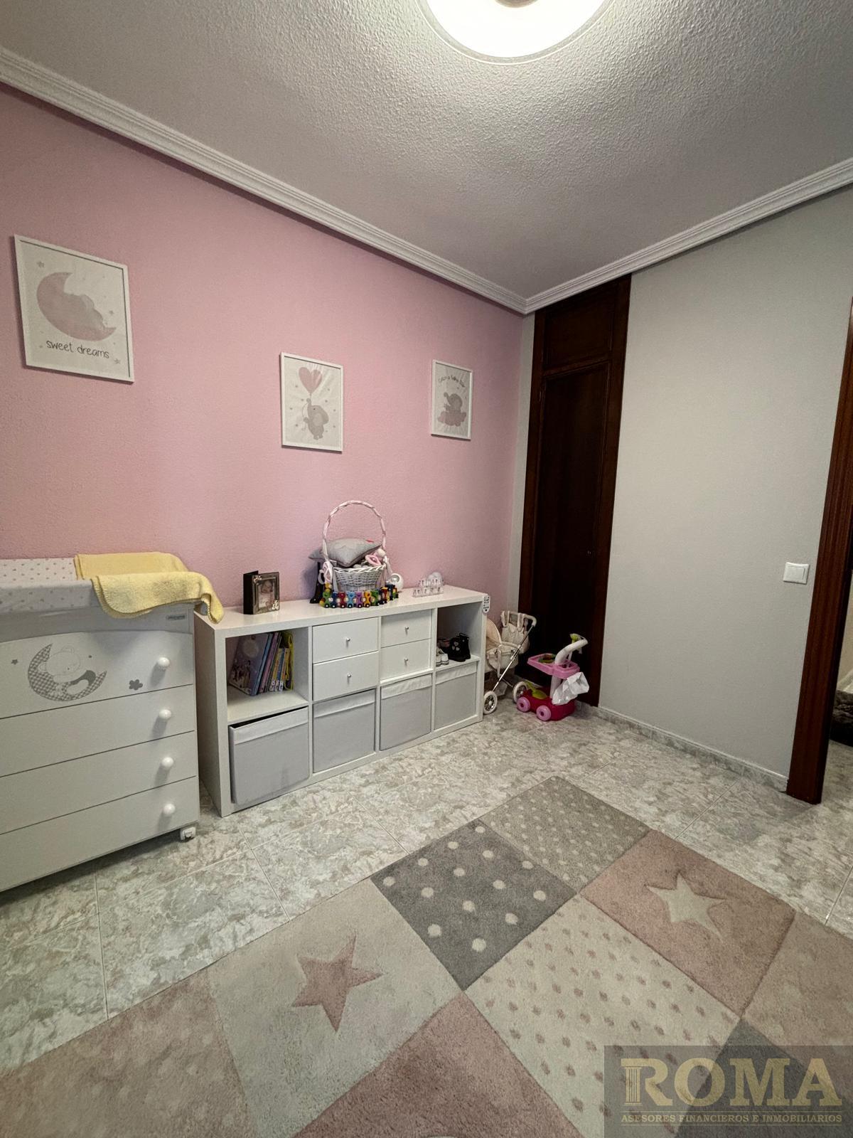 For sale of flat in Salamanca