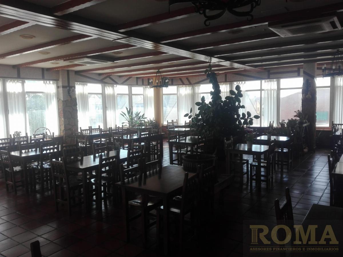 For sale of commercial in Cabrerizos