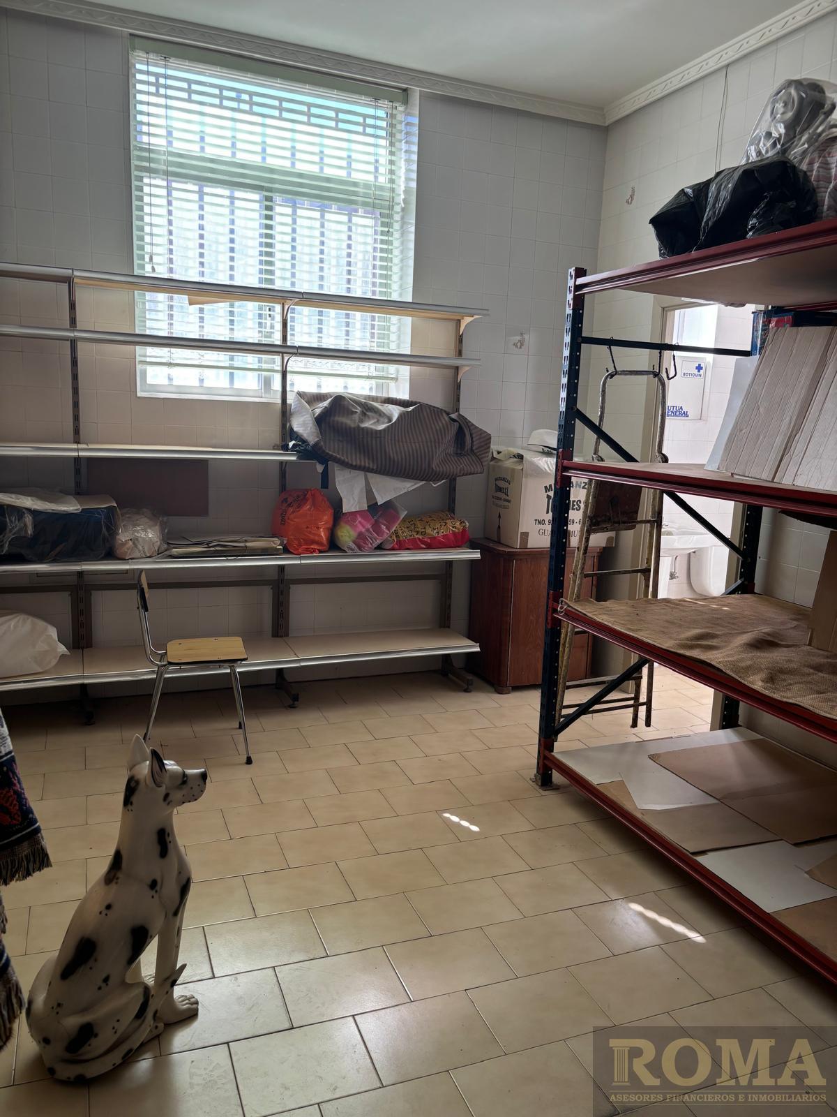 Venta de local comercial en Salamanca