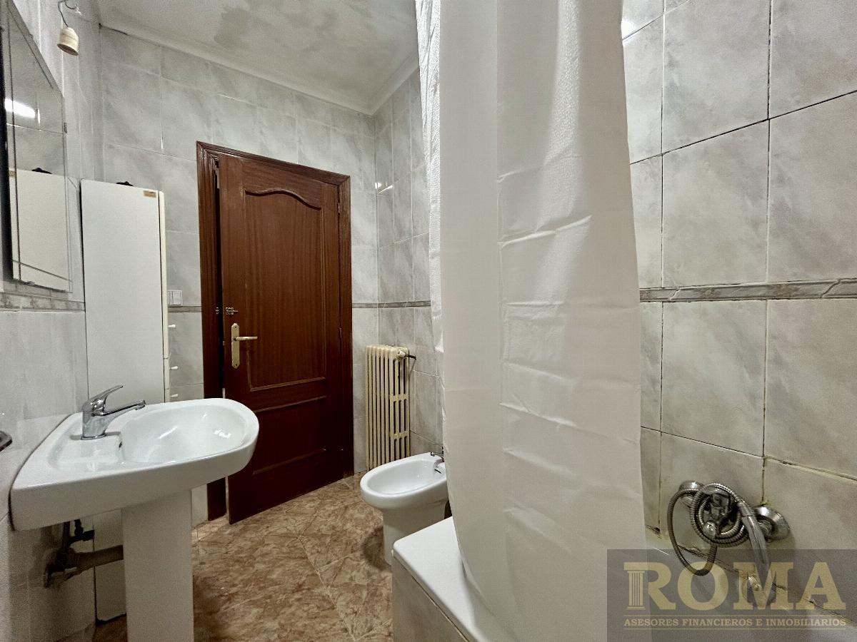 For rent of flat in Salamanca