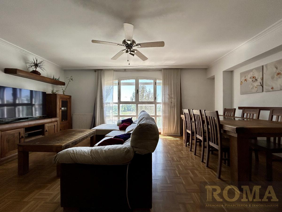 Venta de chalet en Cabrerizos
