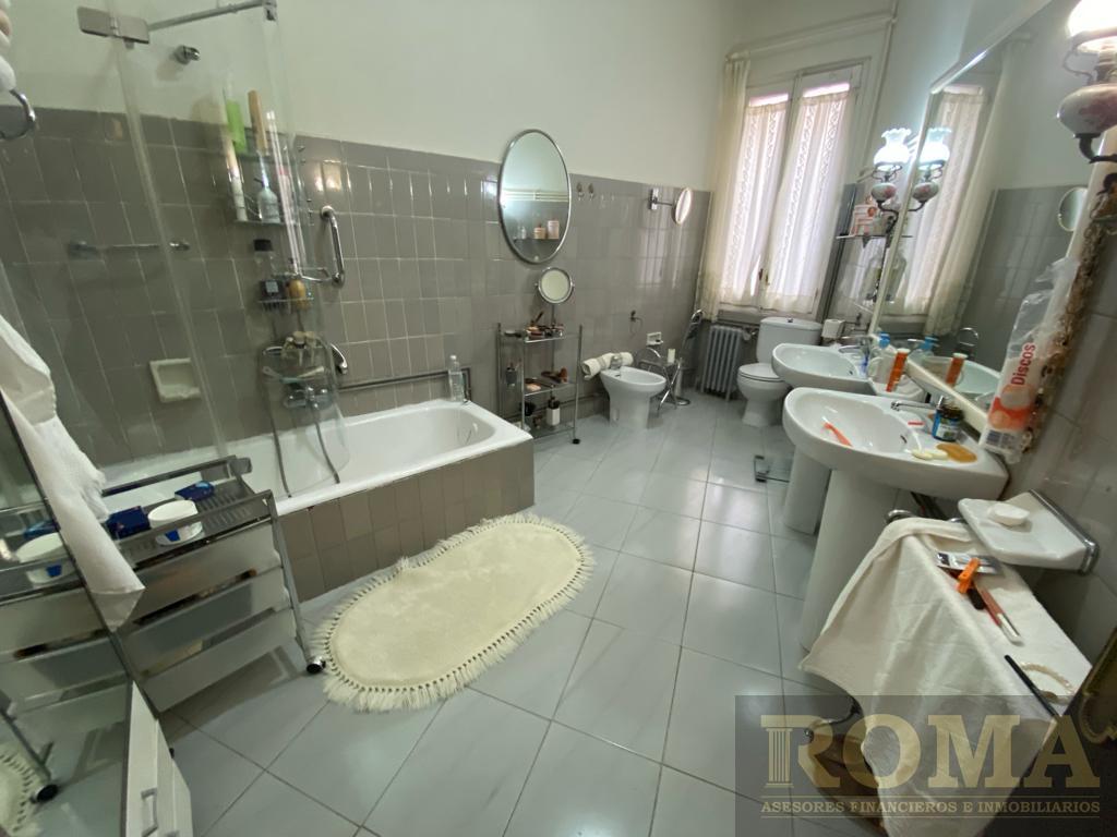 For sale of flat in Salamanca