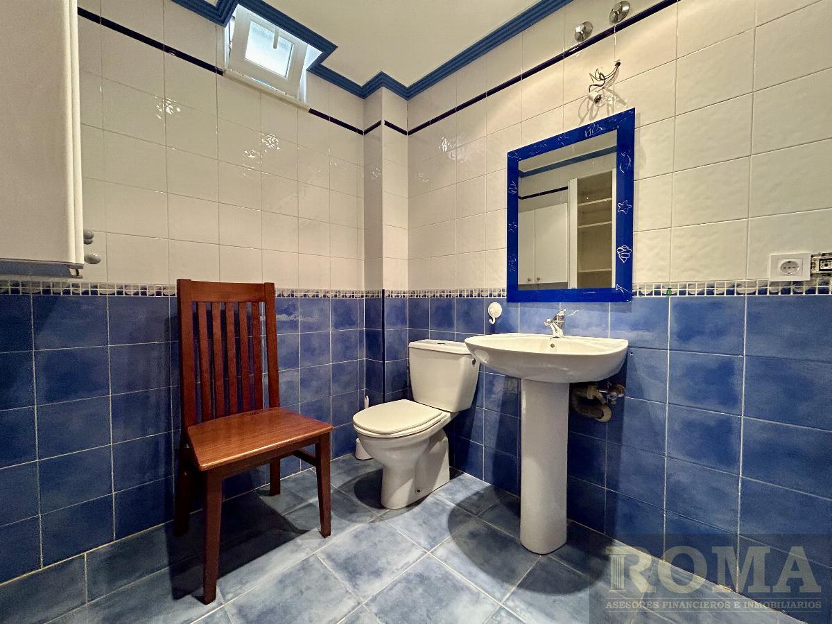 For sale of chalet in Cabrerizos