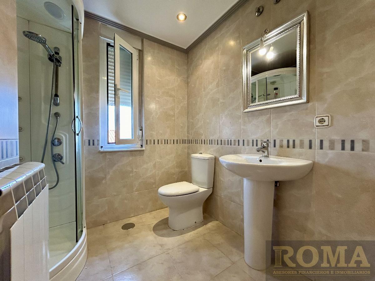 For sale of chalet in Cabrerizos