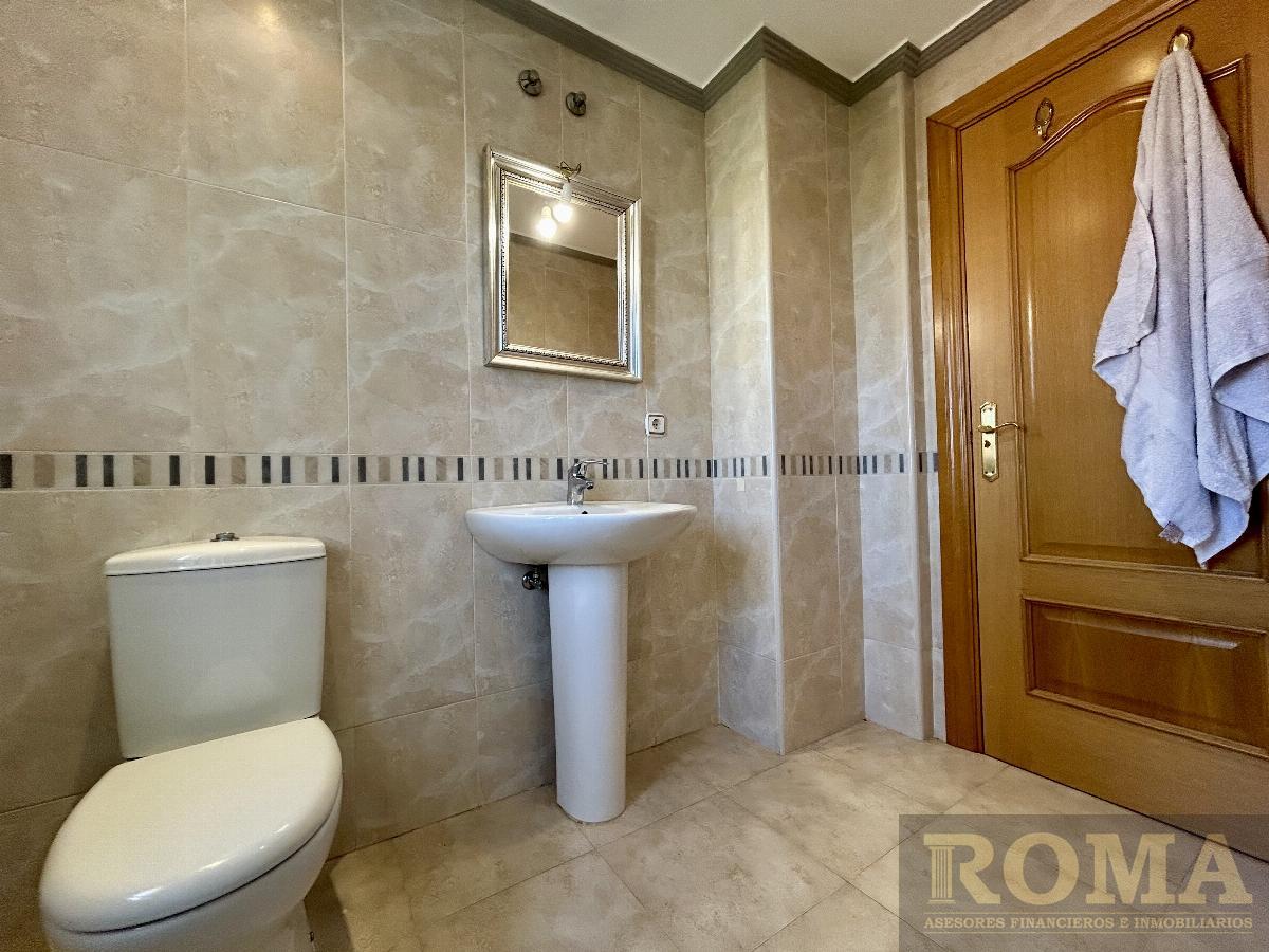 For sale of chalet in Cabrerizos