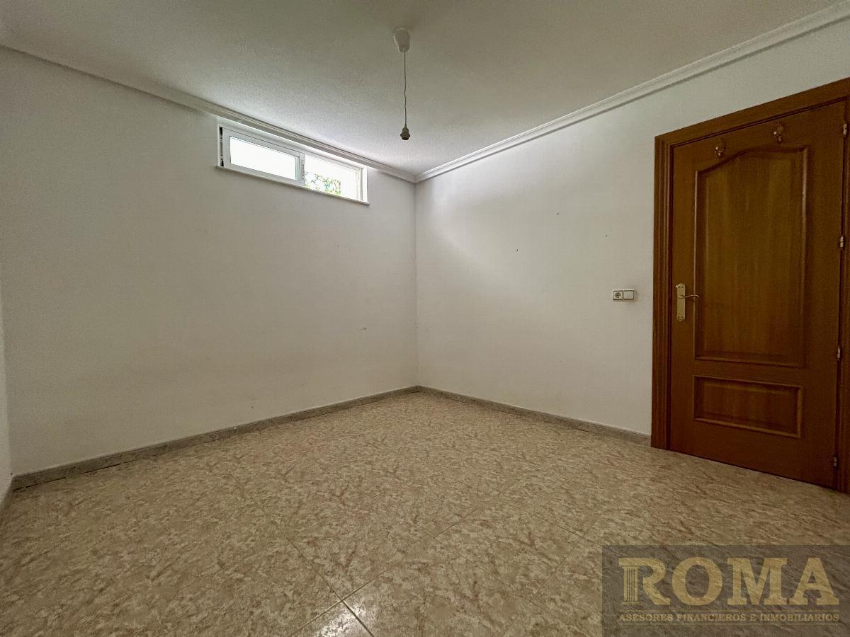 For sale of chalet in Cabrerizos