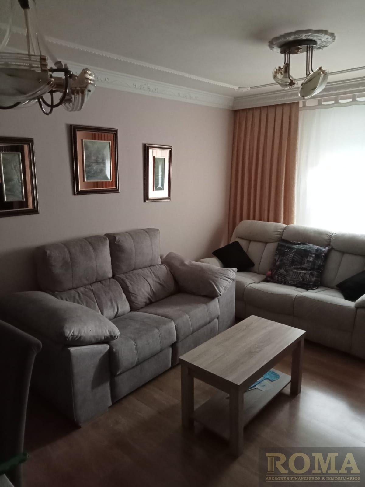 For sale of flat in Salamanca