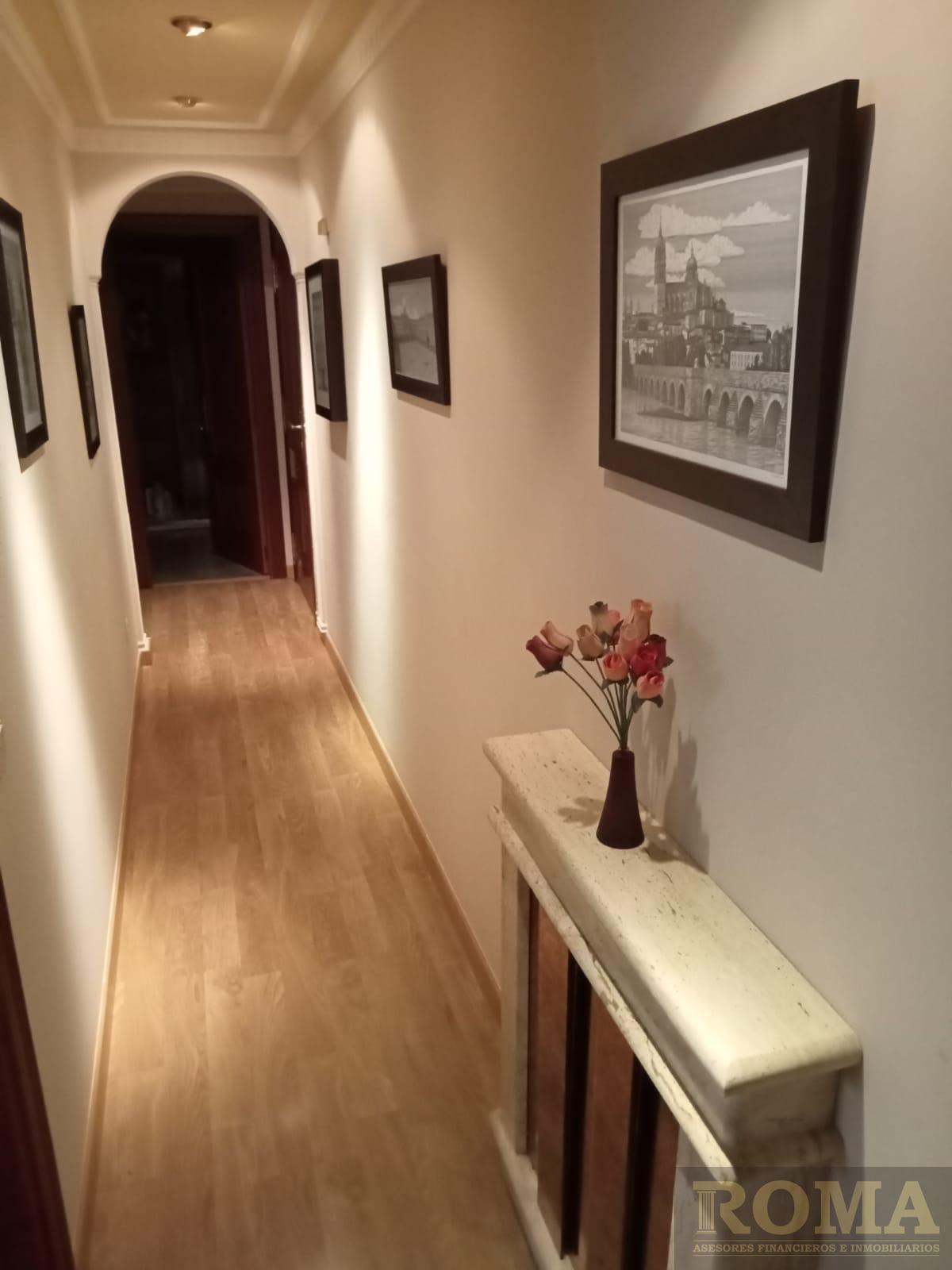 For sale of flat in Salamanca