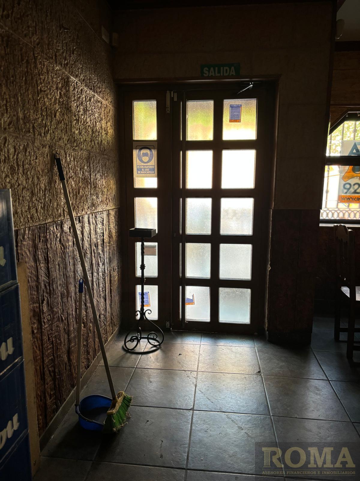 Venta de local comercial en Salamanca
