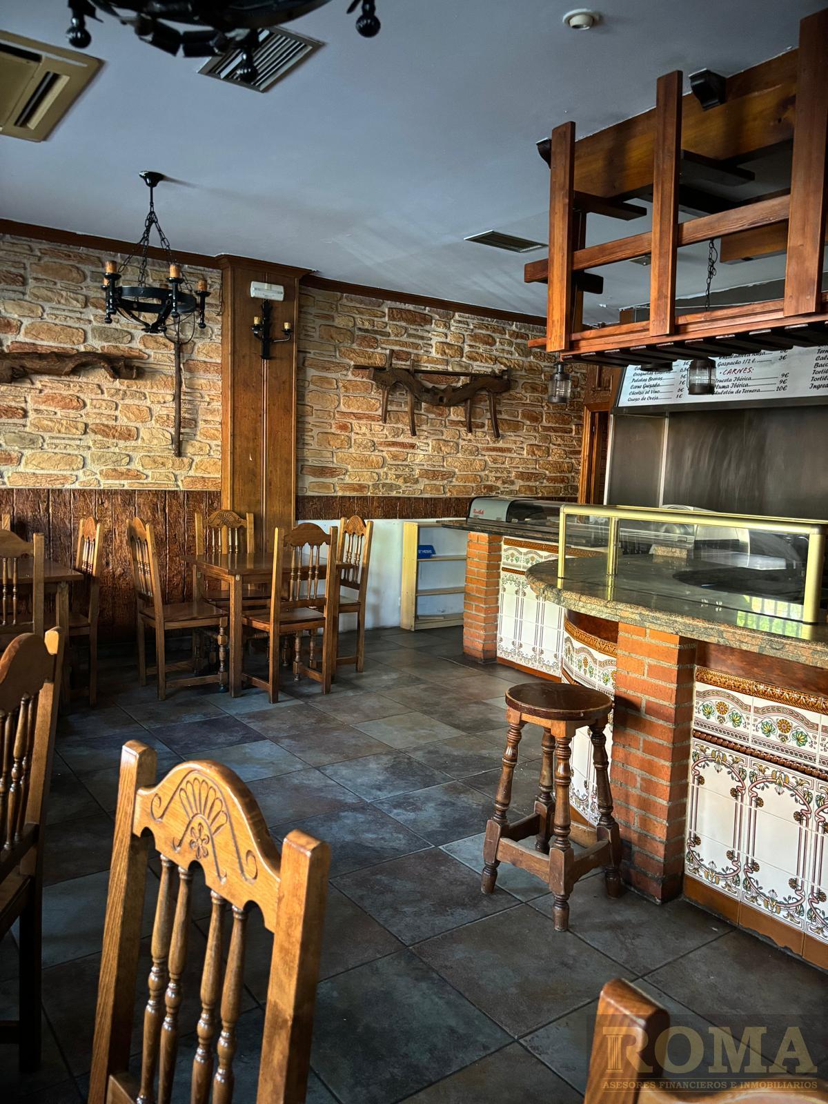 For sale of commercial in Salamanca