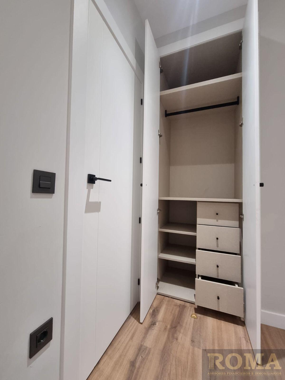 For sale of apartment in Salamanca