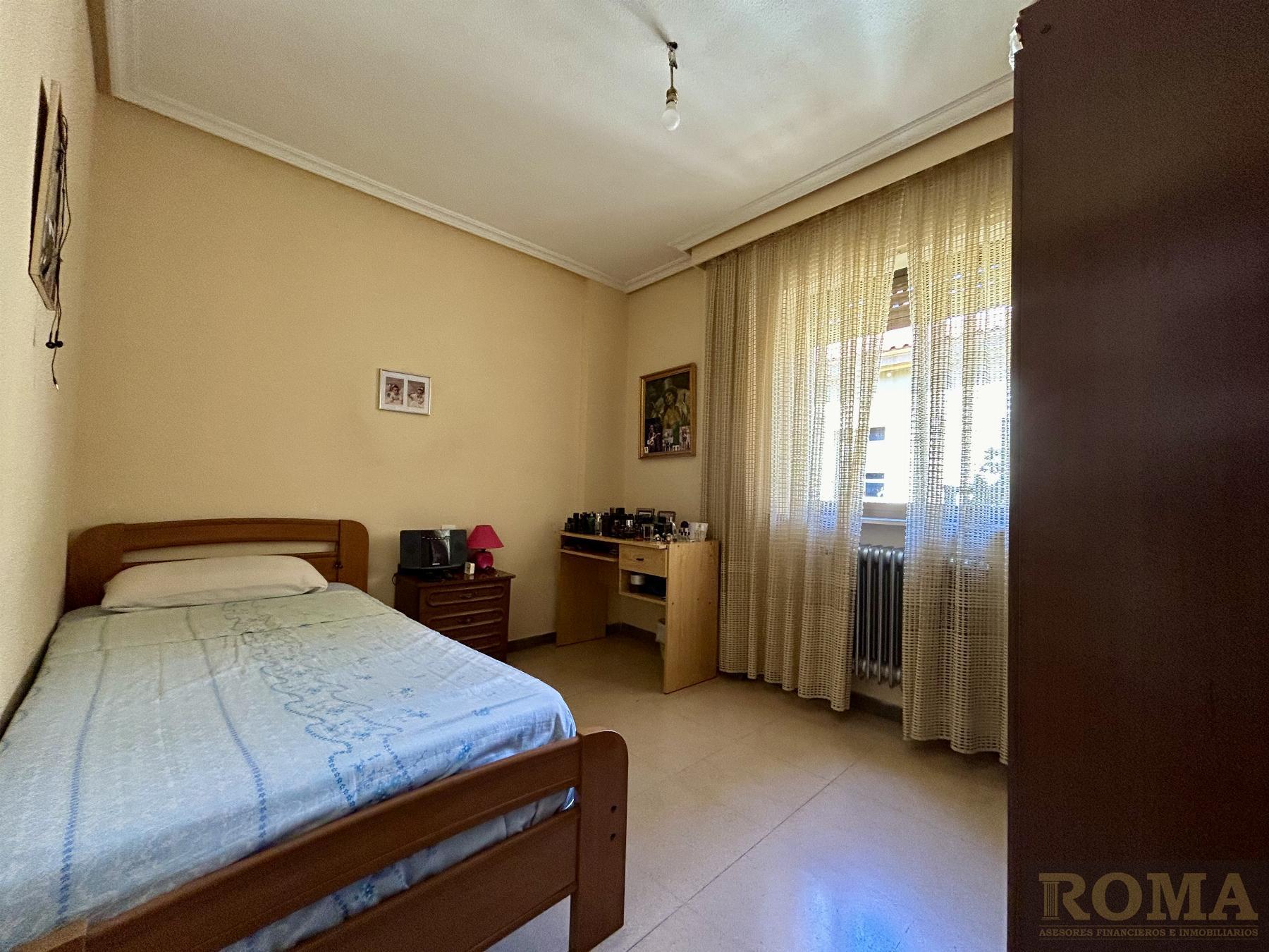For sale of flat in Salamanca