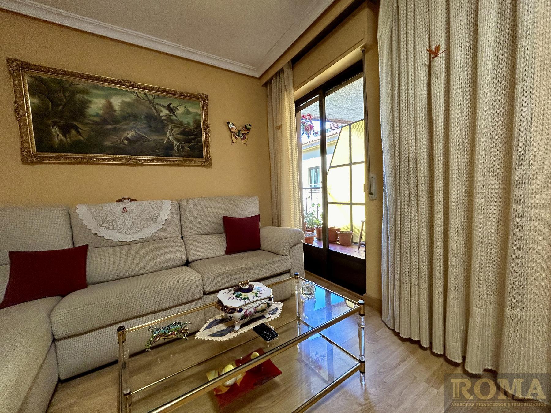 For sale of flat in Salamanca