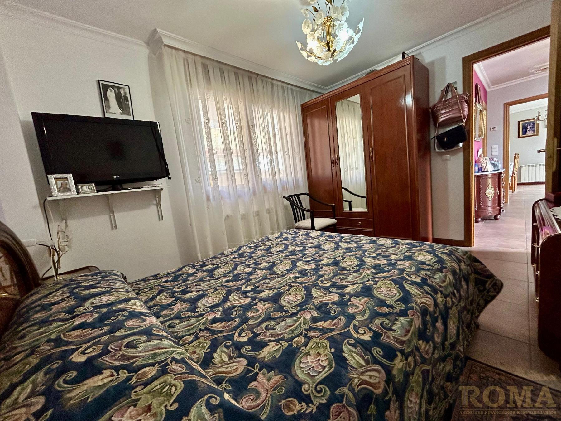For sale of chalet in Castellanos de Moriscos