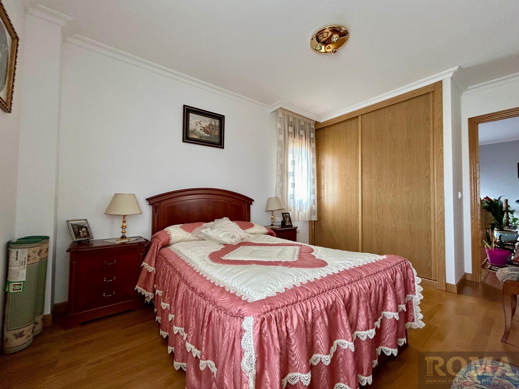 For sale of chalet in Castellanos de Moriscos
