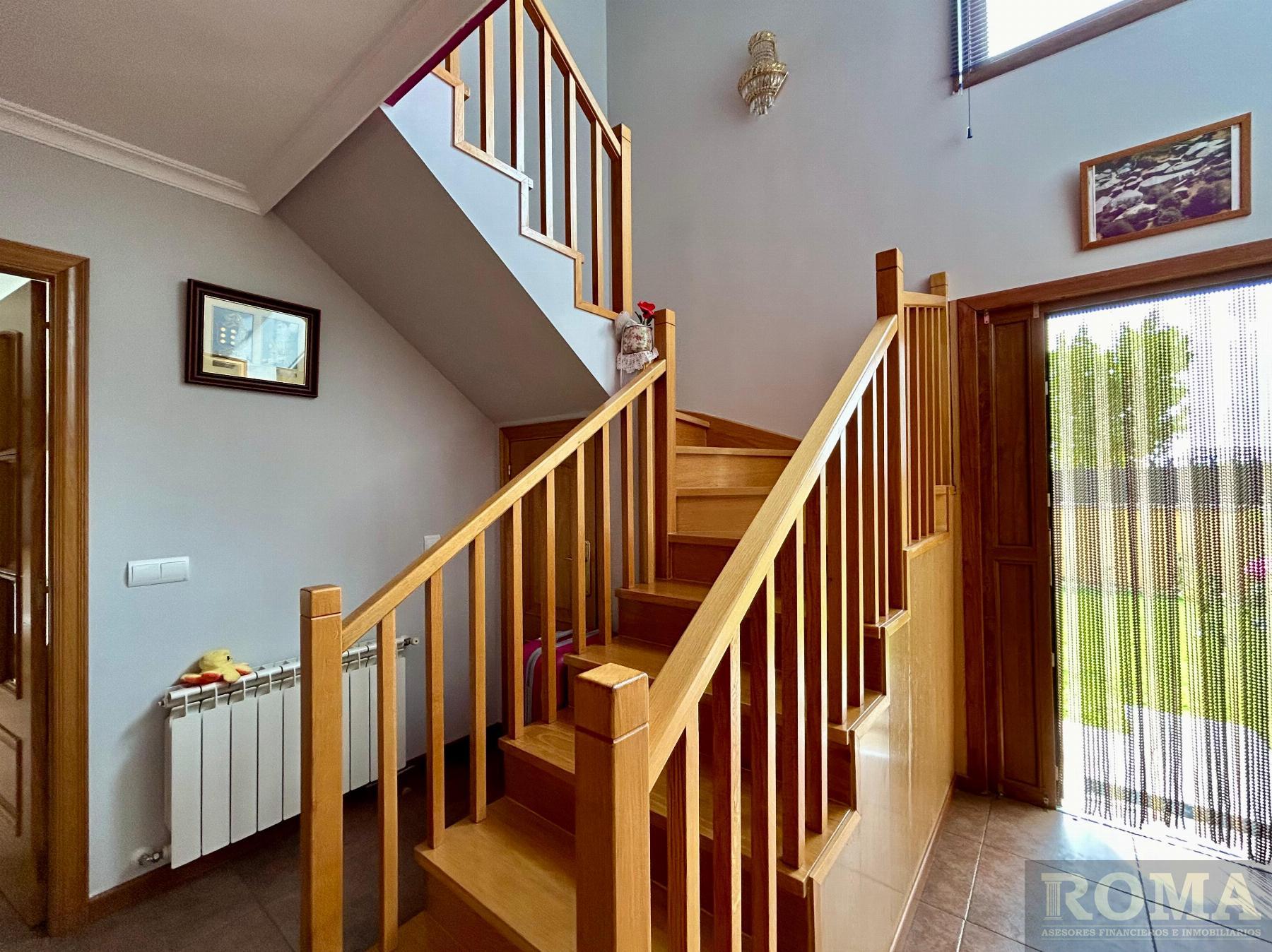 For sale of chalet in Castellanos de Moriscos