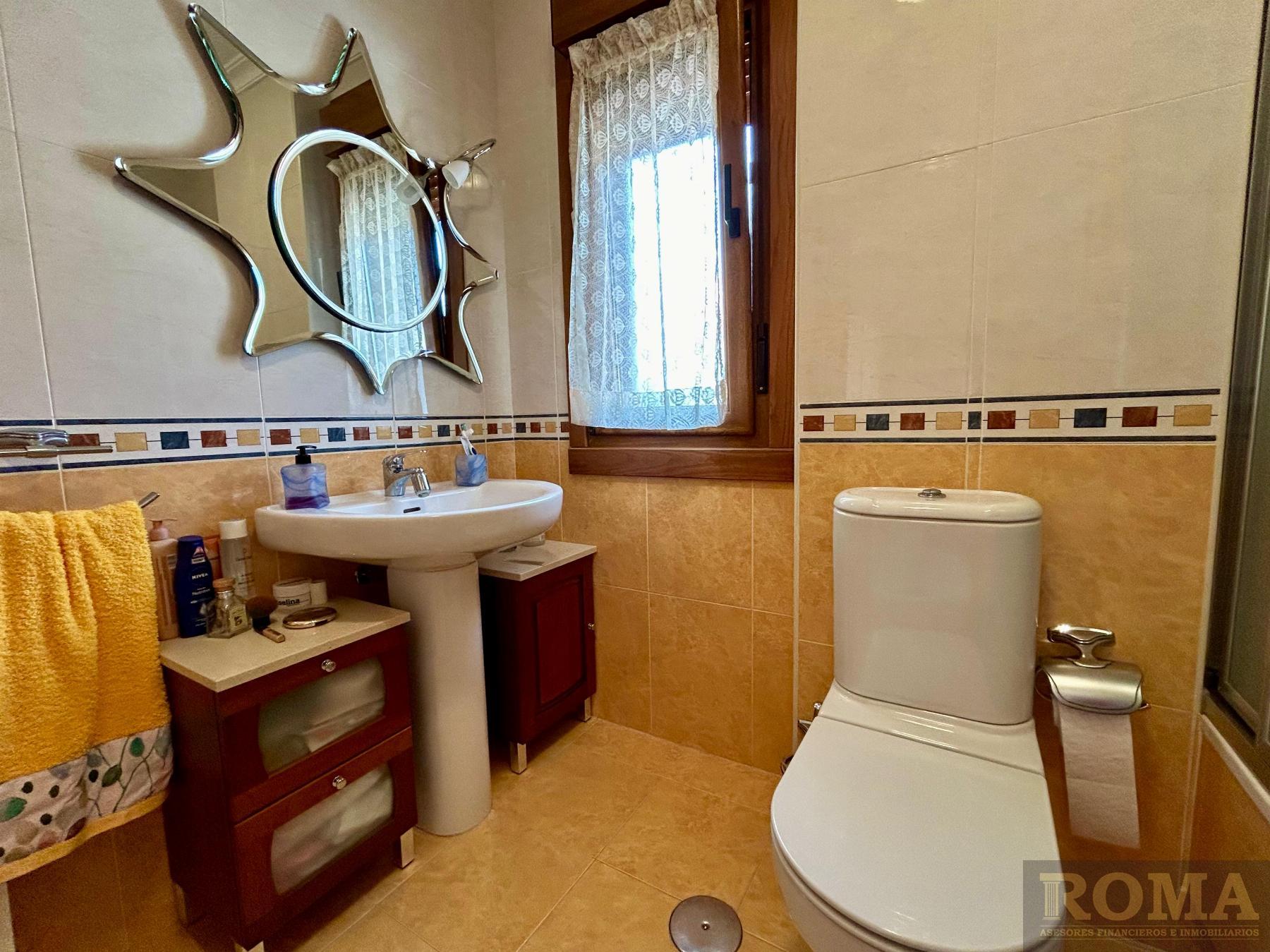 For sale of chalet in Castellanos de Moriscos