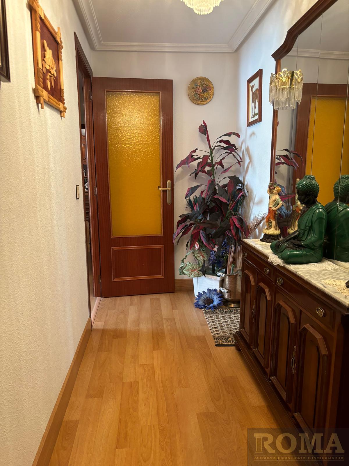 For sale of flat in Salamanca