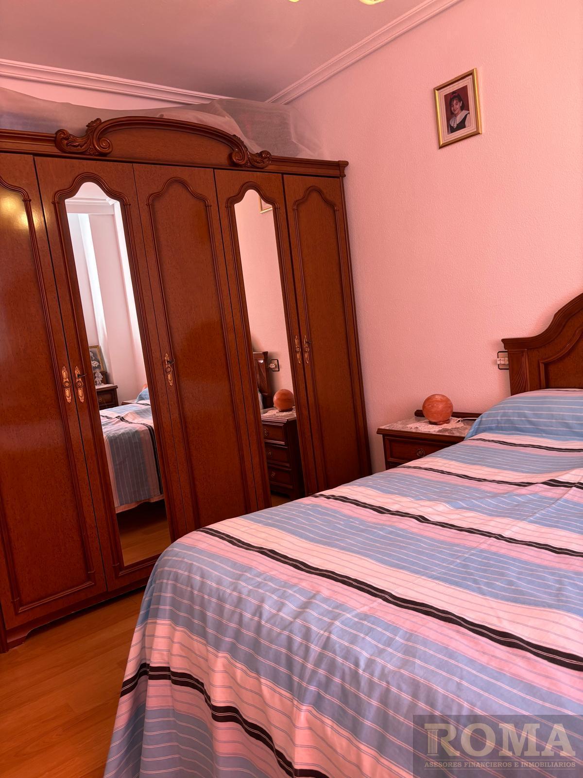 For sale of flat in Salamanca