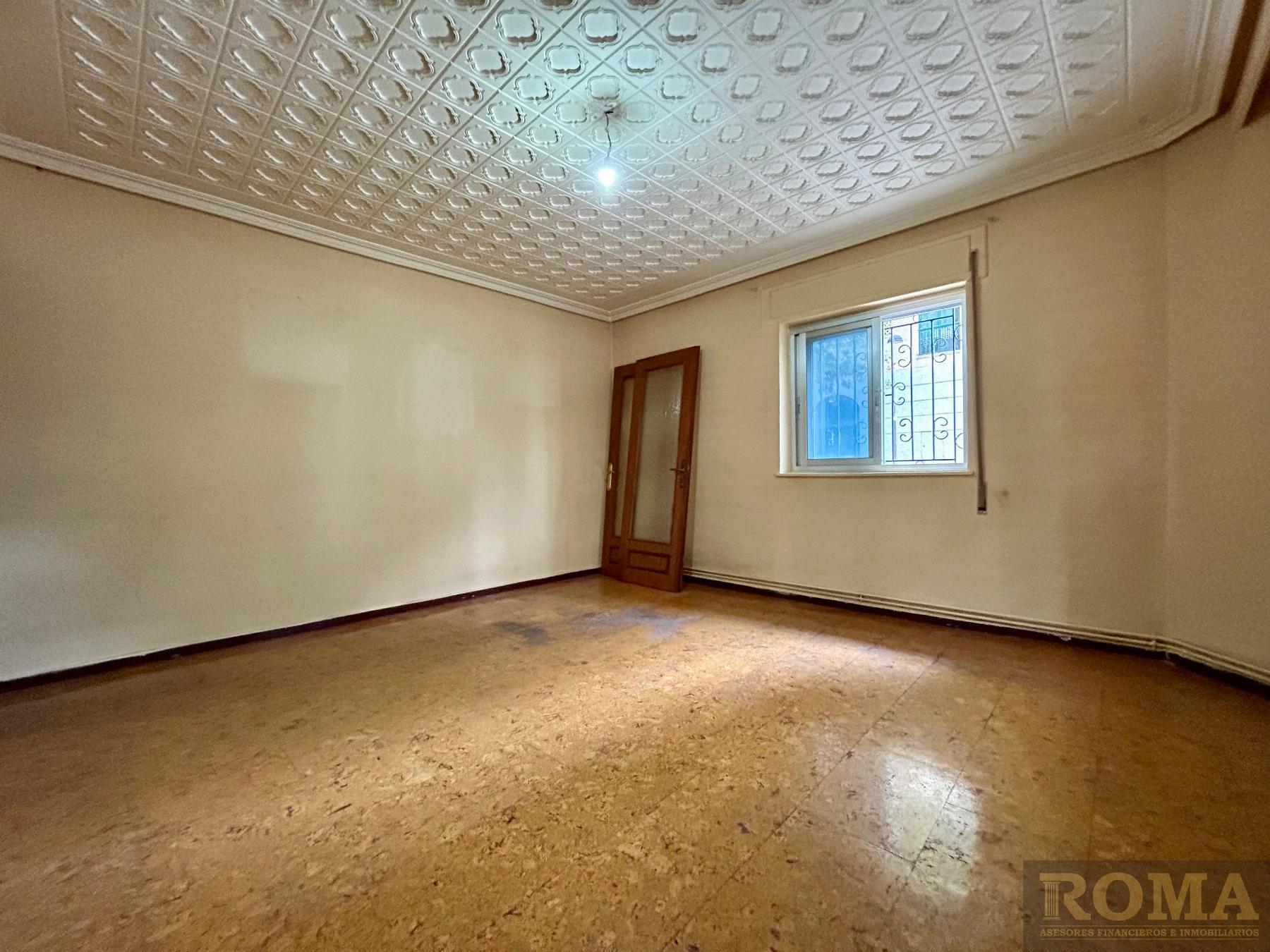 For sale of flat in Salamanca