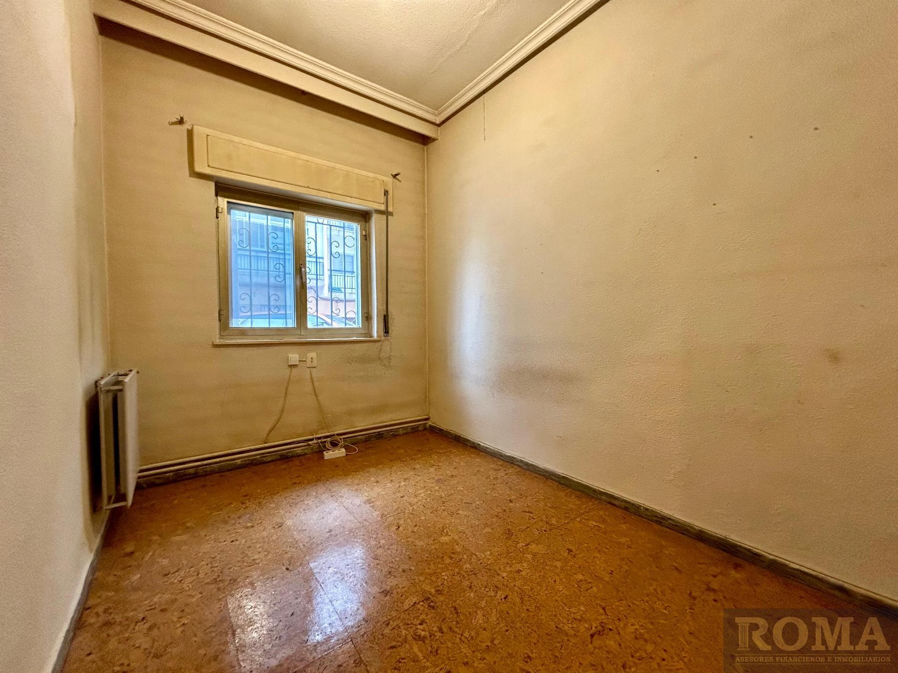 For sale of flat in Salamanca