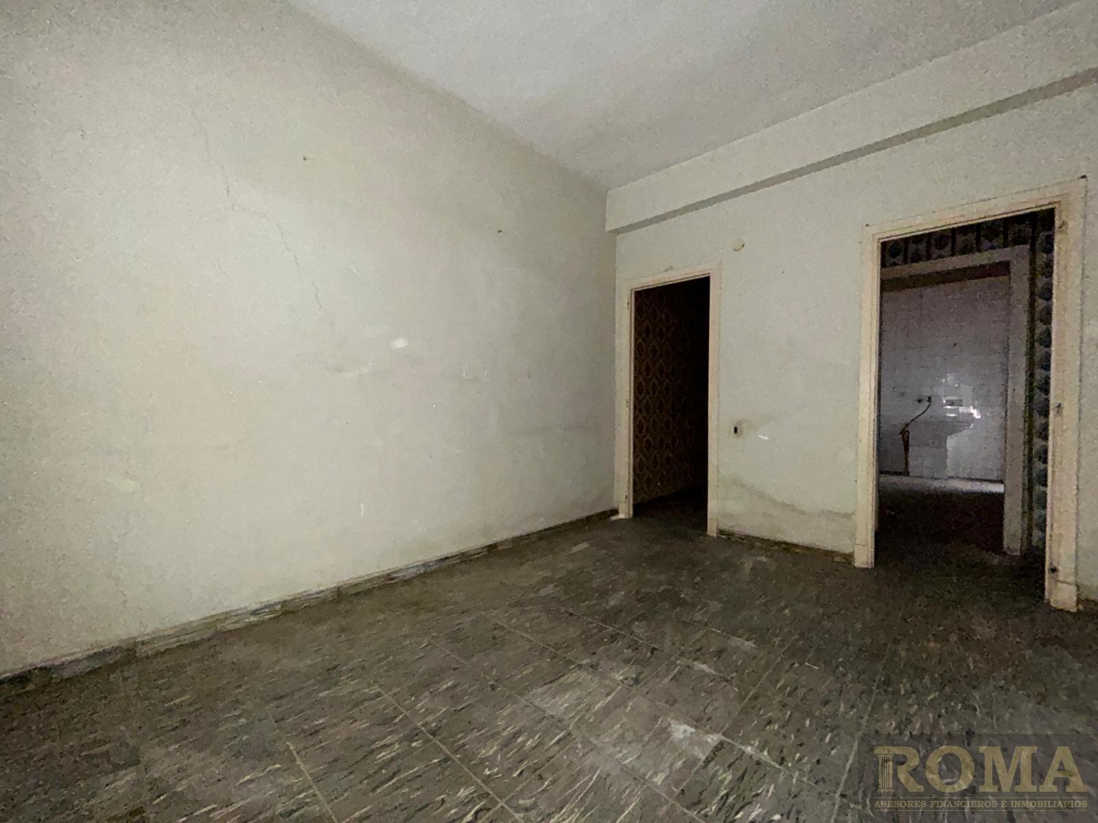 For sale of flat in Salamanca