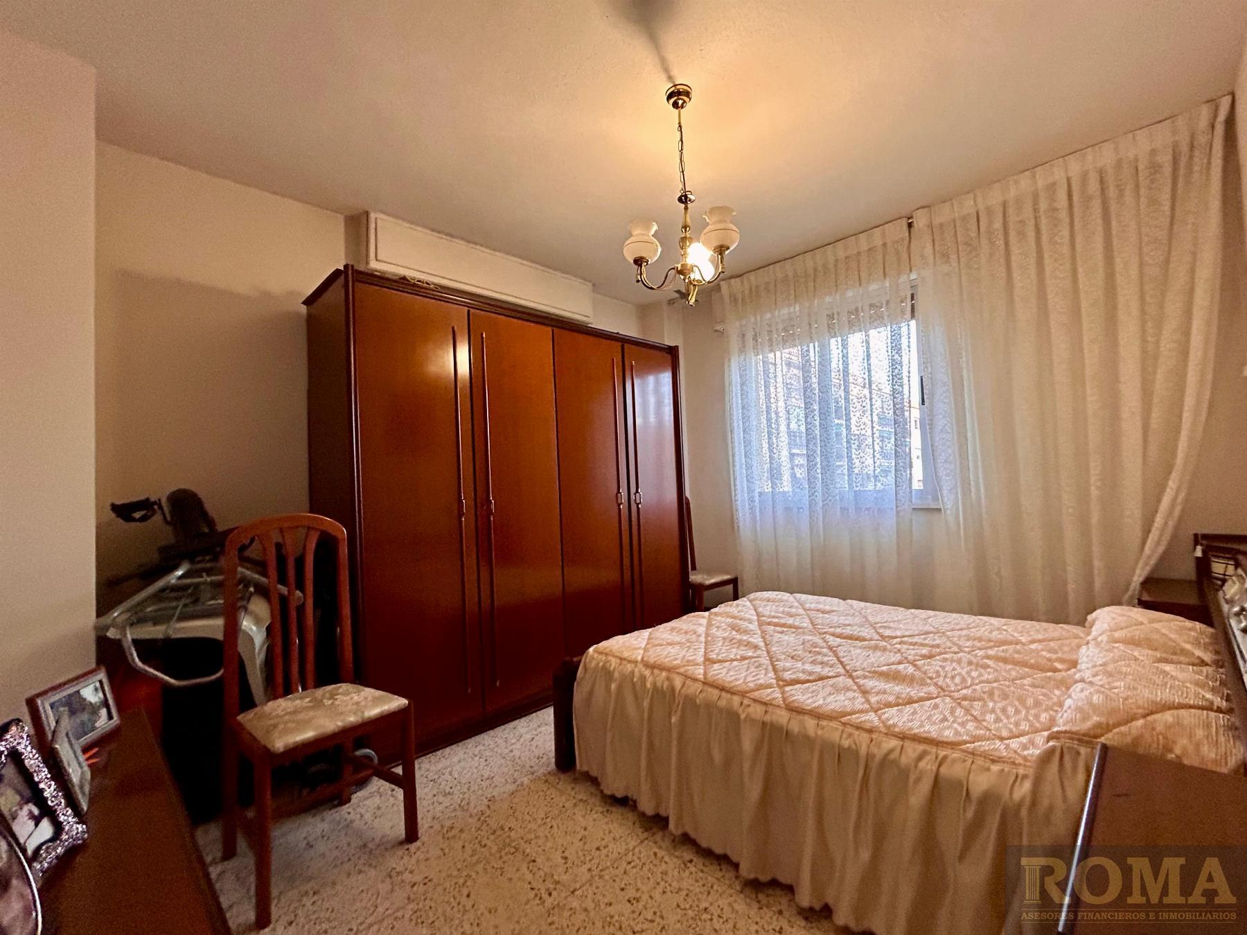 For sale of flat in Salamanca