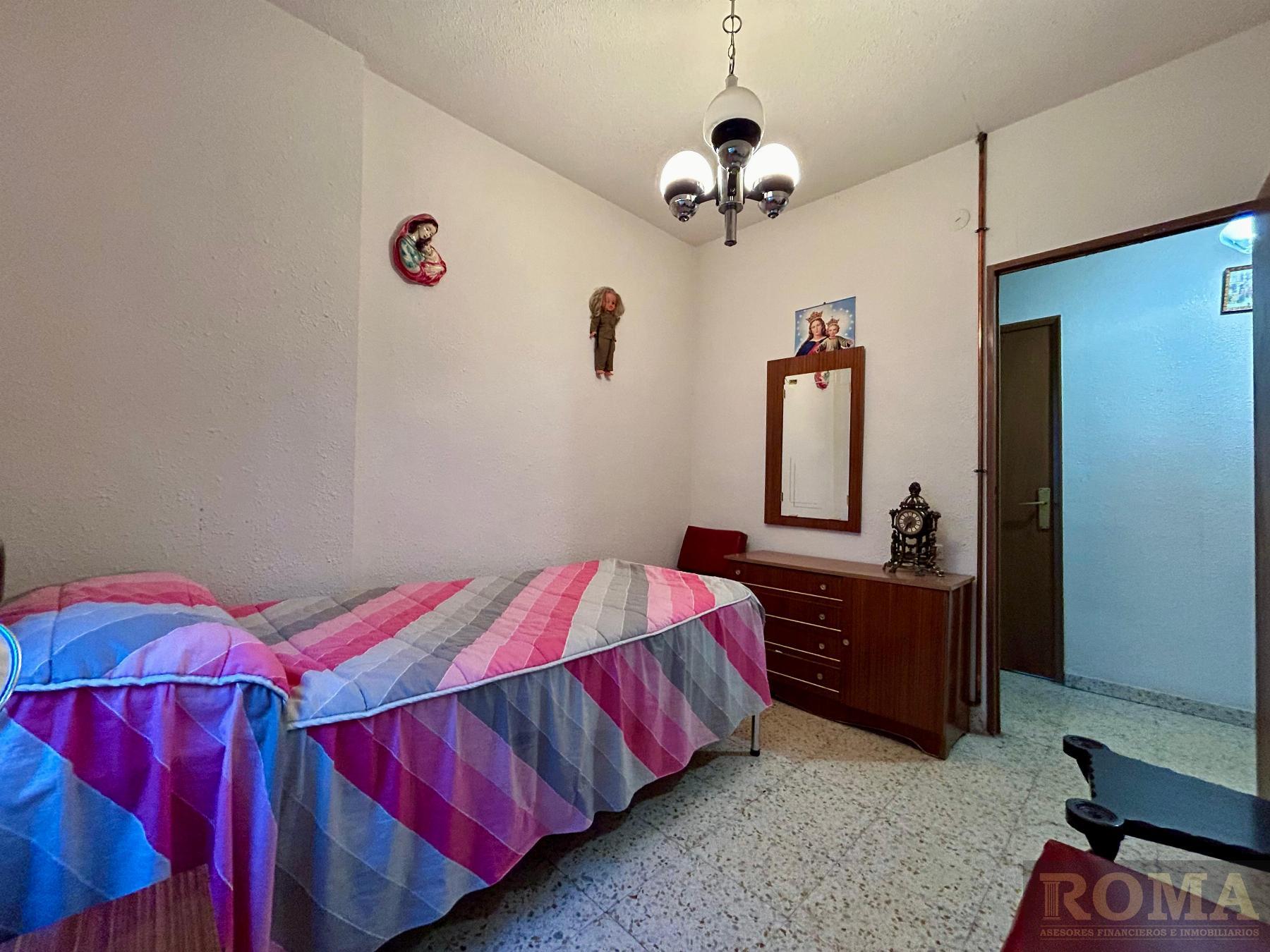 For sale of flat in Salamanca