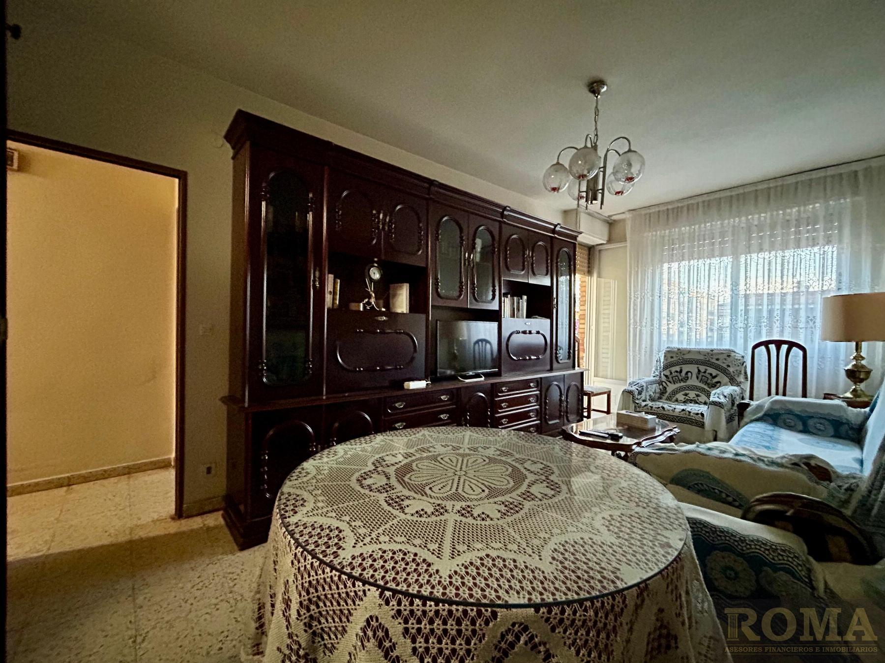 For sale of flat in Salamanca