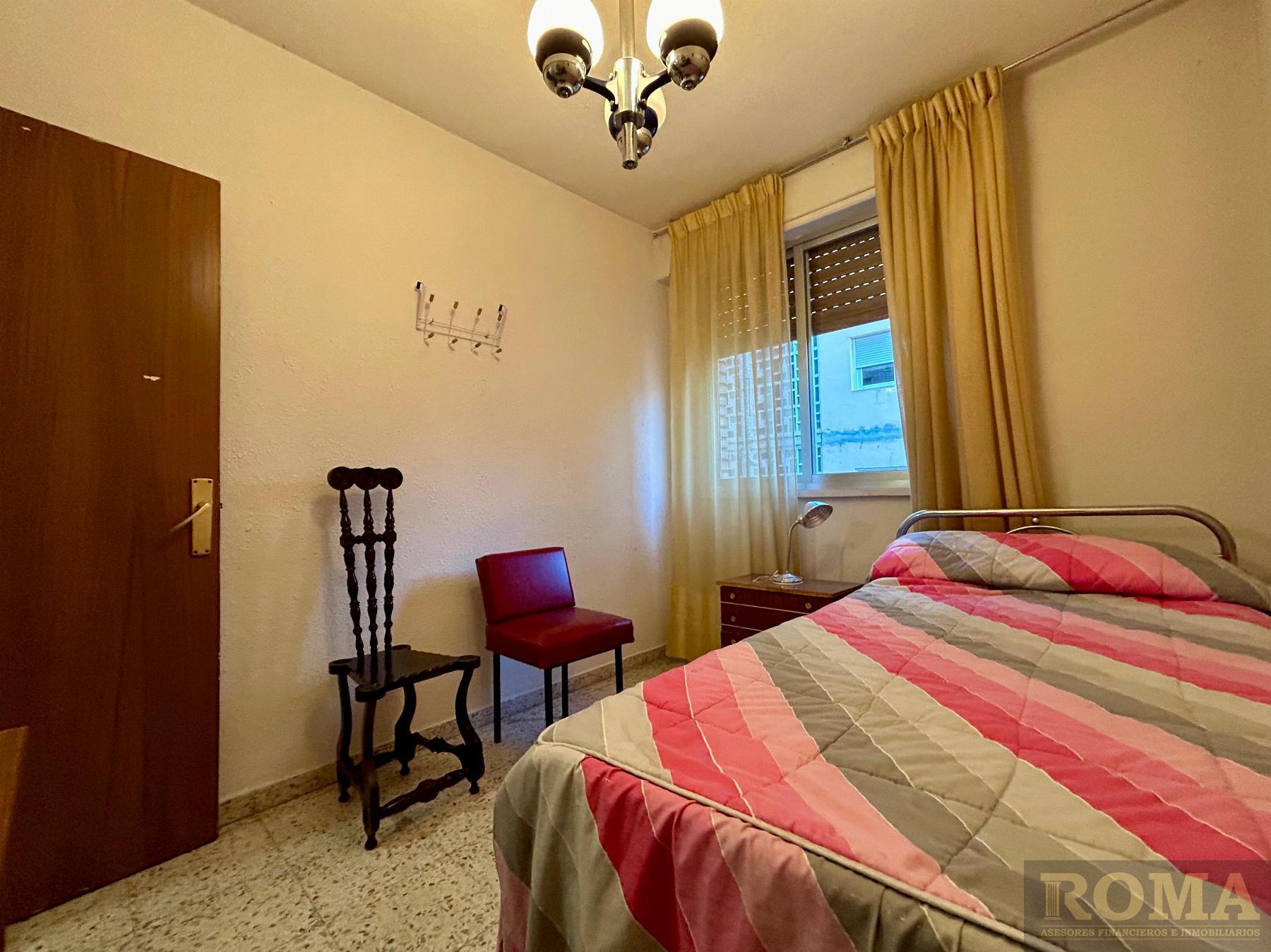 For sale of flat in Salamanca