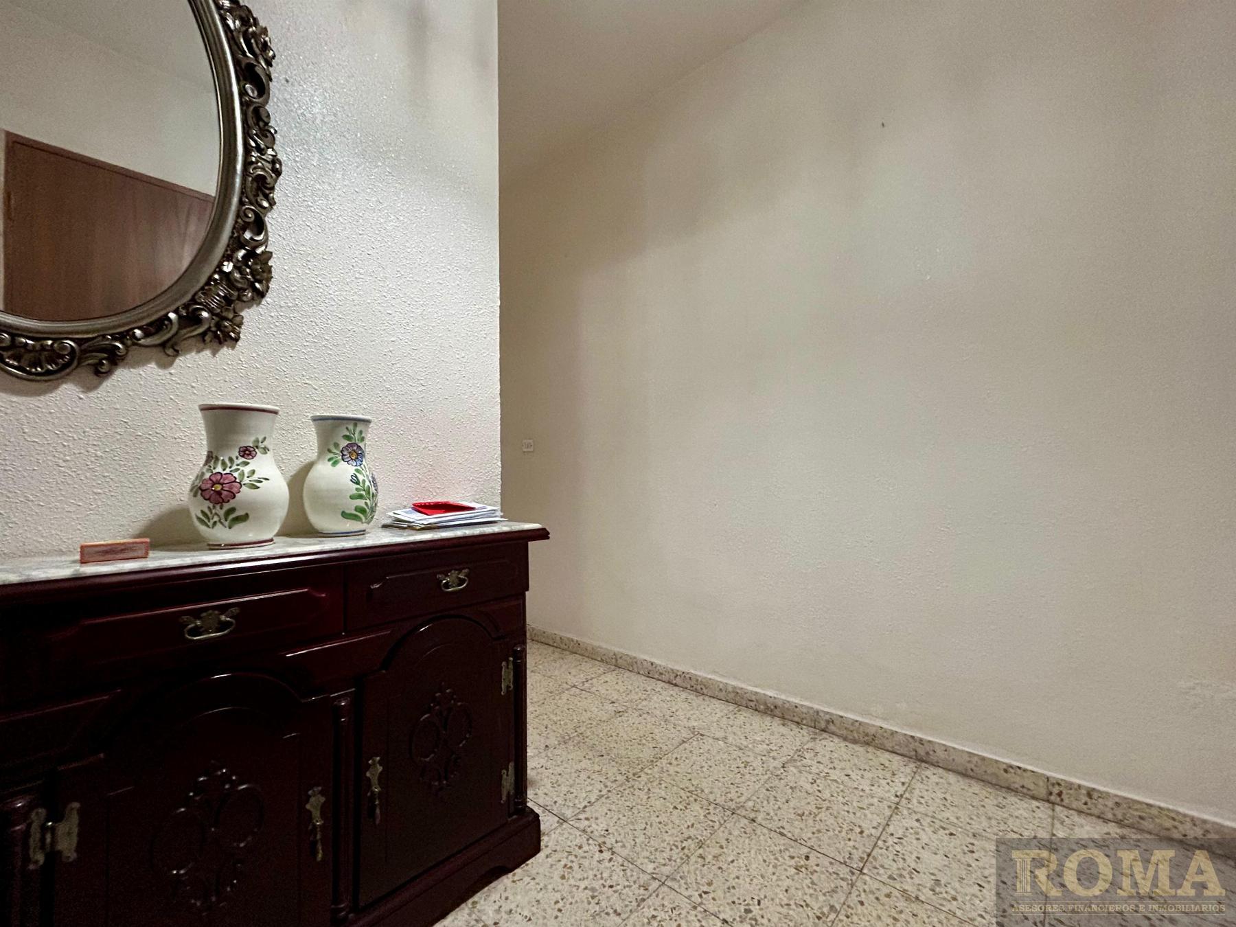 For sale of flat in Salamanca
