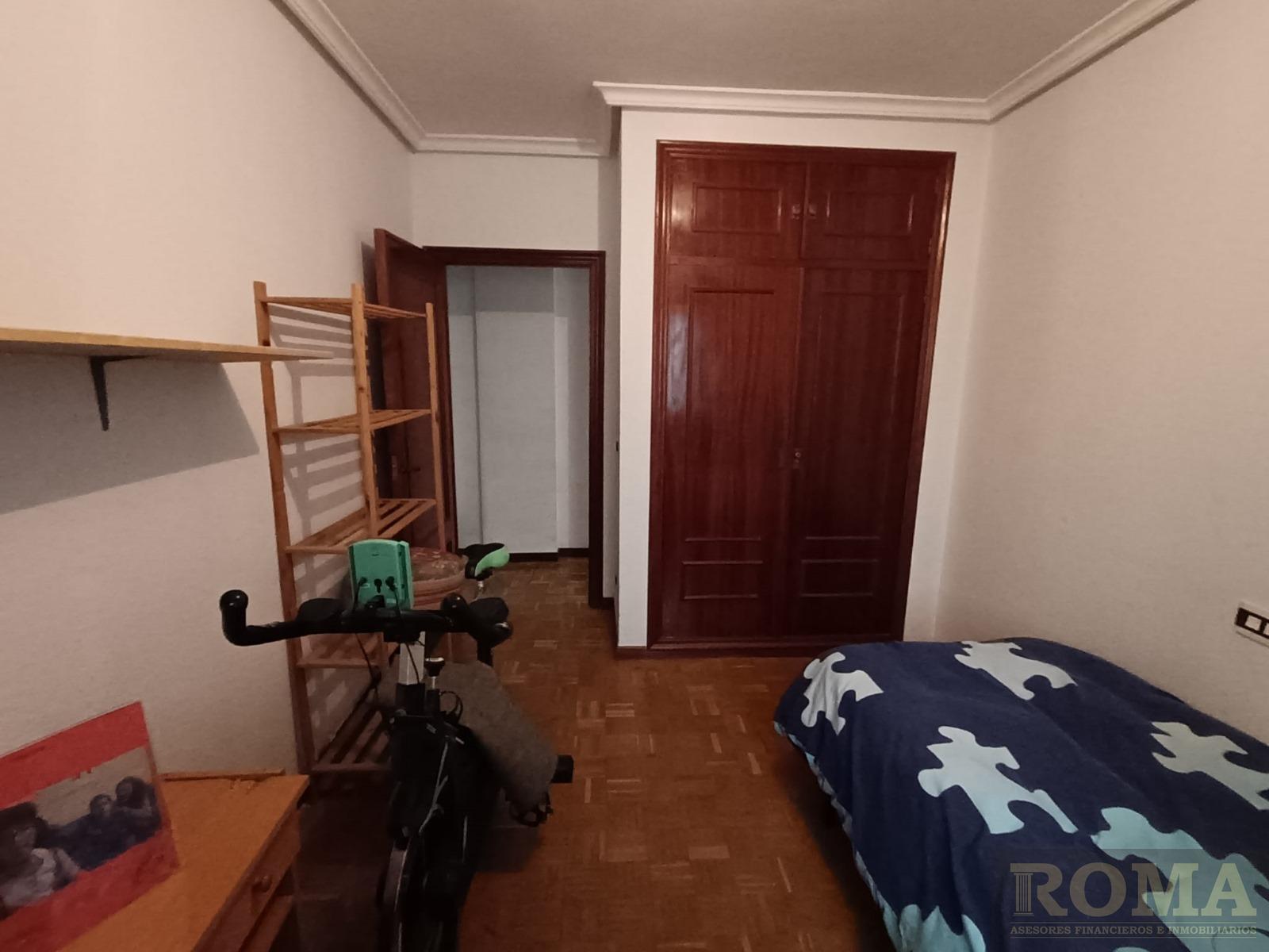 For sale of flat in Salamanca