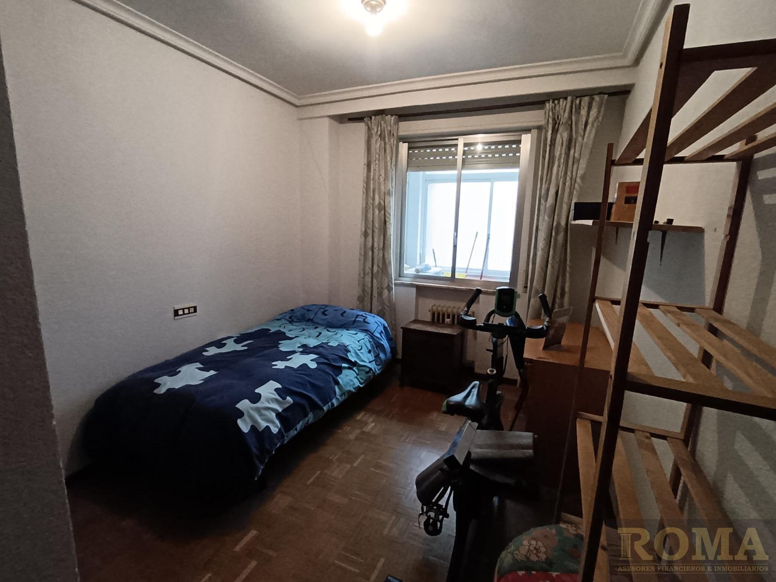 For sale of flat in Salamanca