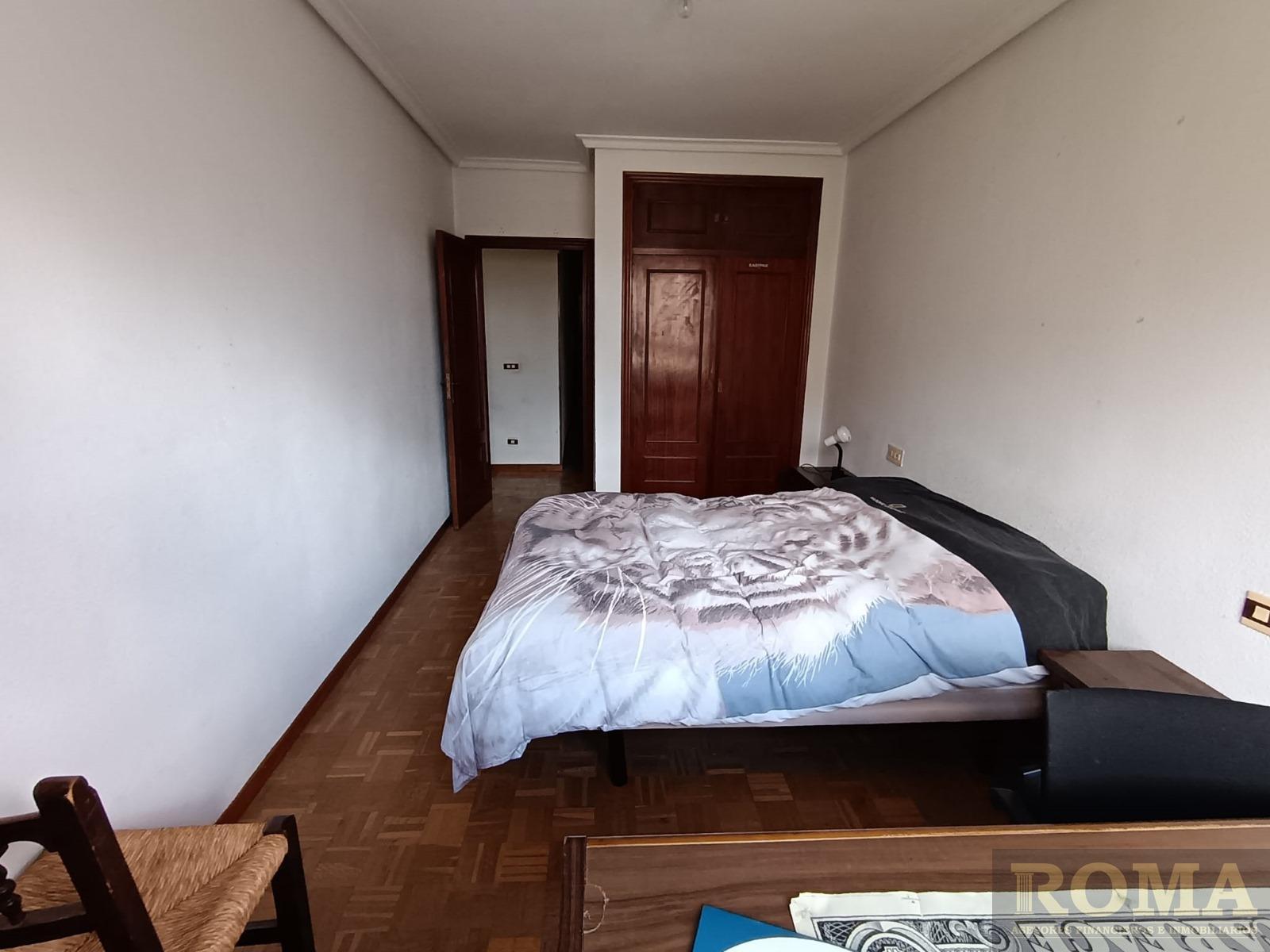 For sale of flat in Salamanca