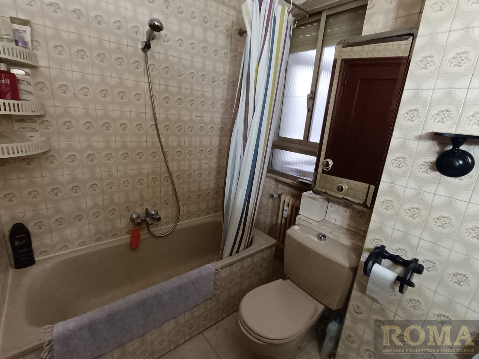 For sale of flat in Salamanca