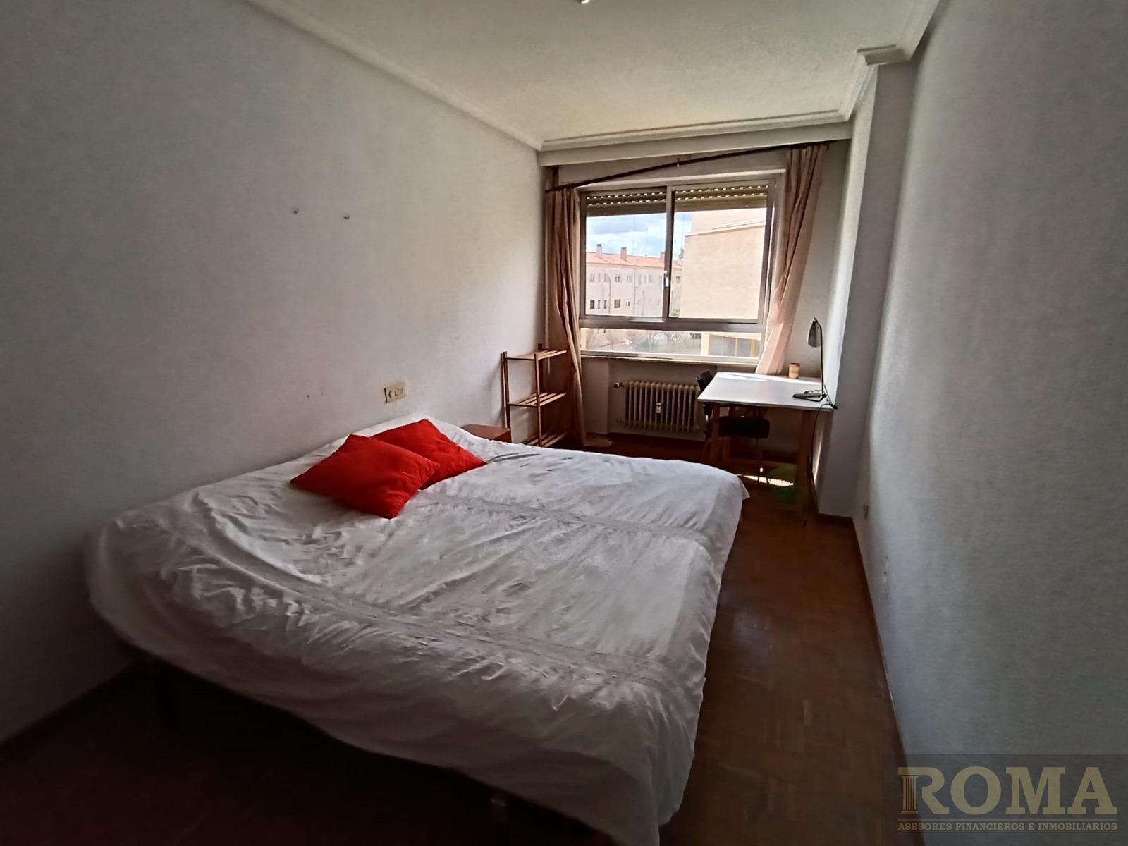 For sale of flat in Salamanca
