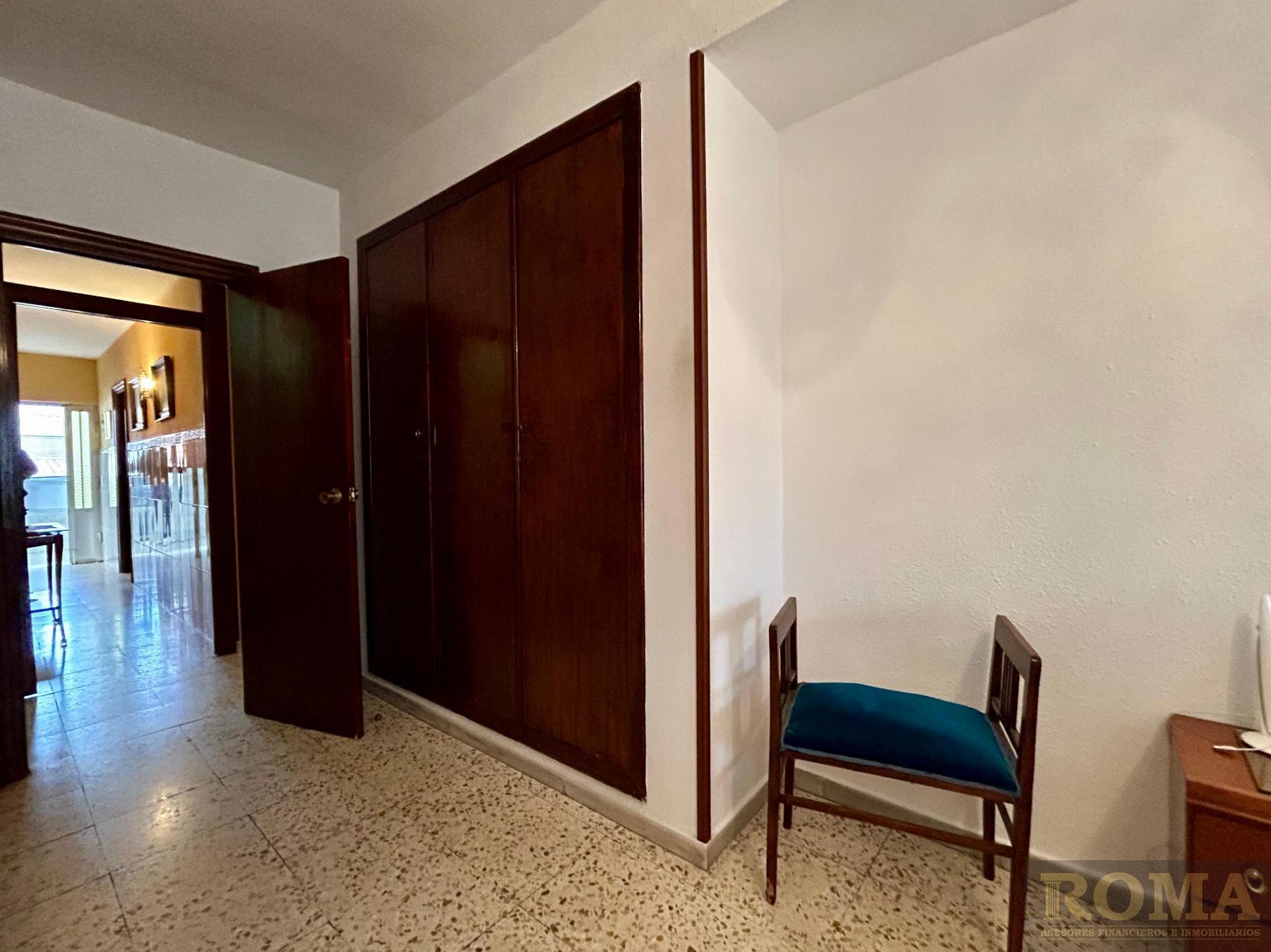 For sale of house in Cabrerizos