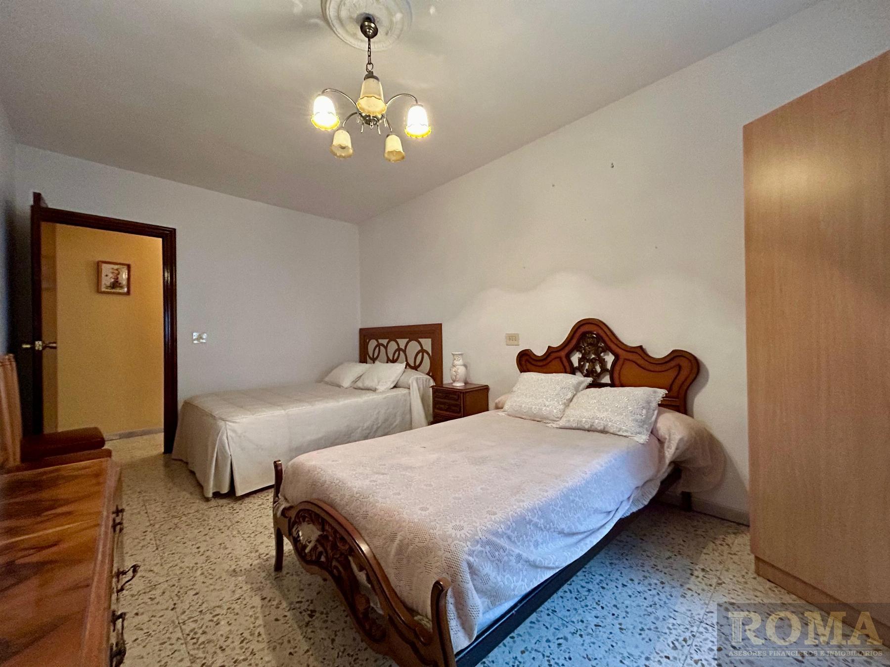 For sale of house in Cabrerizos