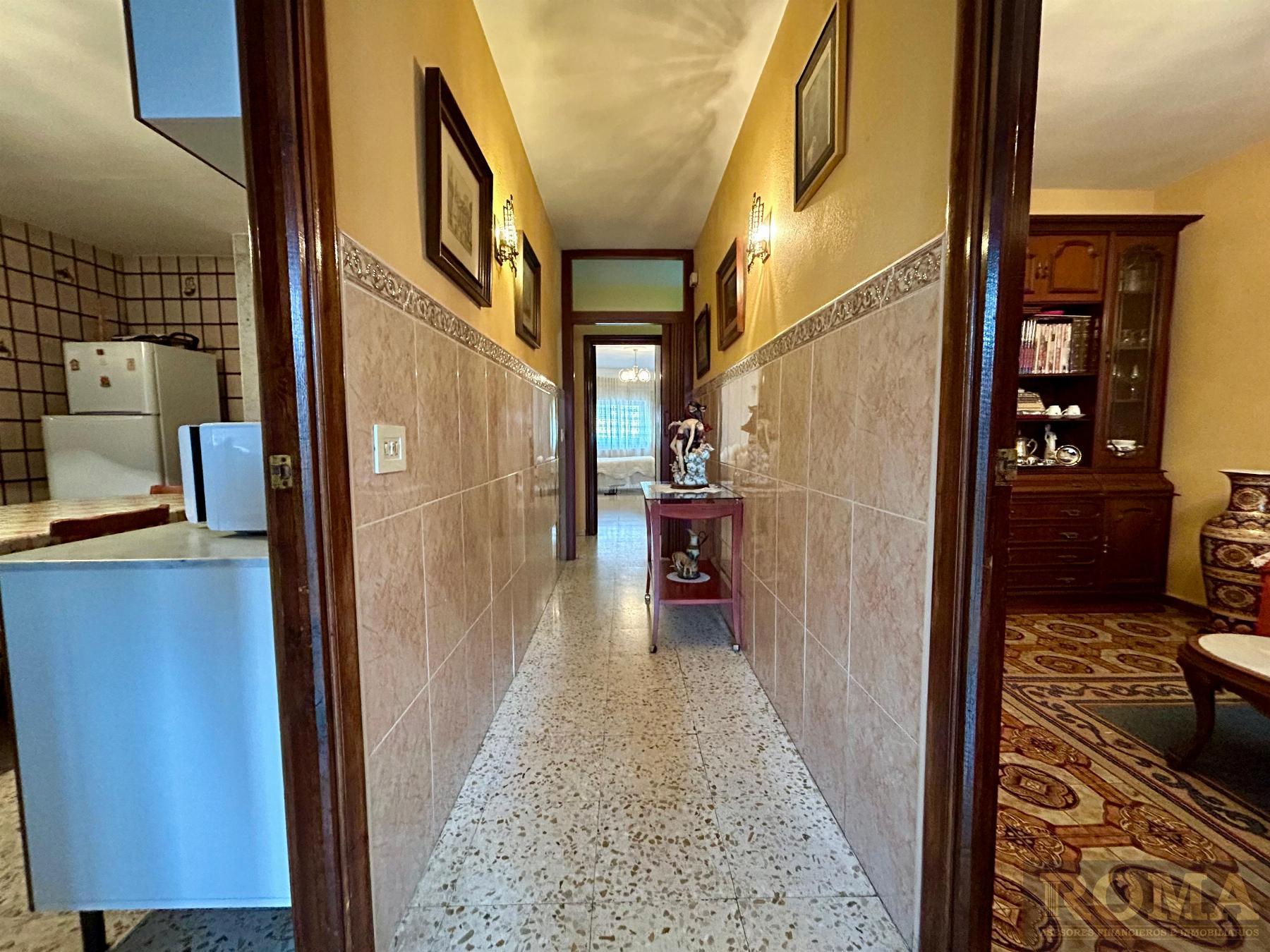 For sale of house in Cabrerizos